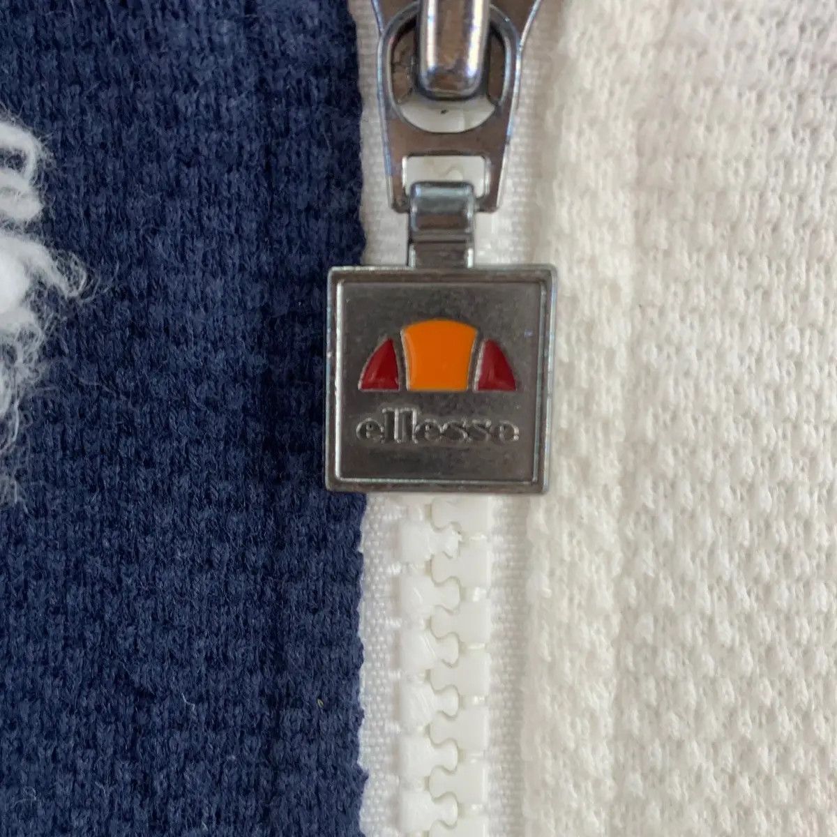Ellesse Vintage ELLESSE PERUGIA ITALIA Tank Cropped Top Trainer Size M / US 6-8 / IT 42-44 - 9 Thumbnail