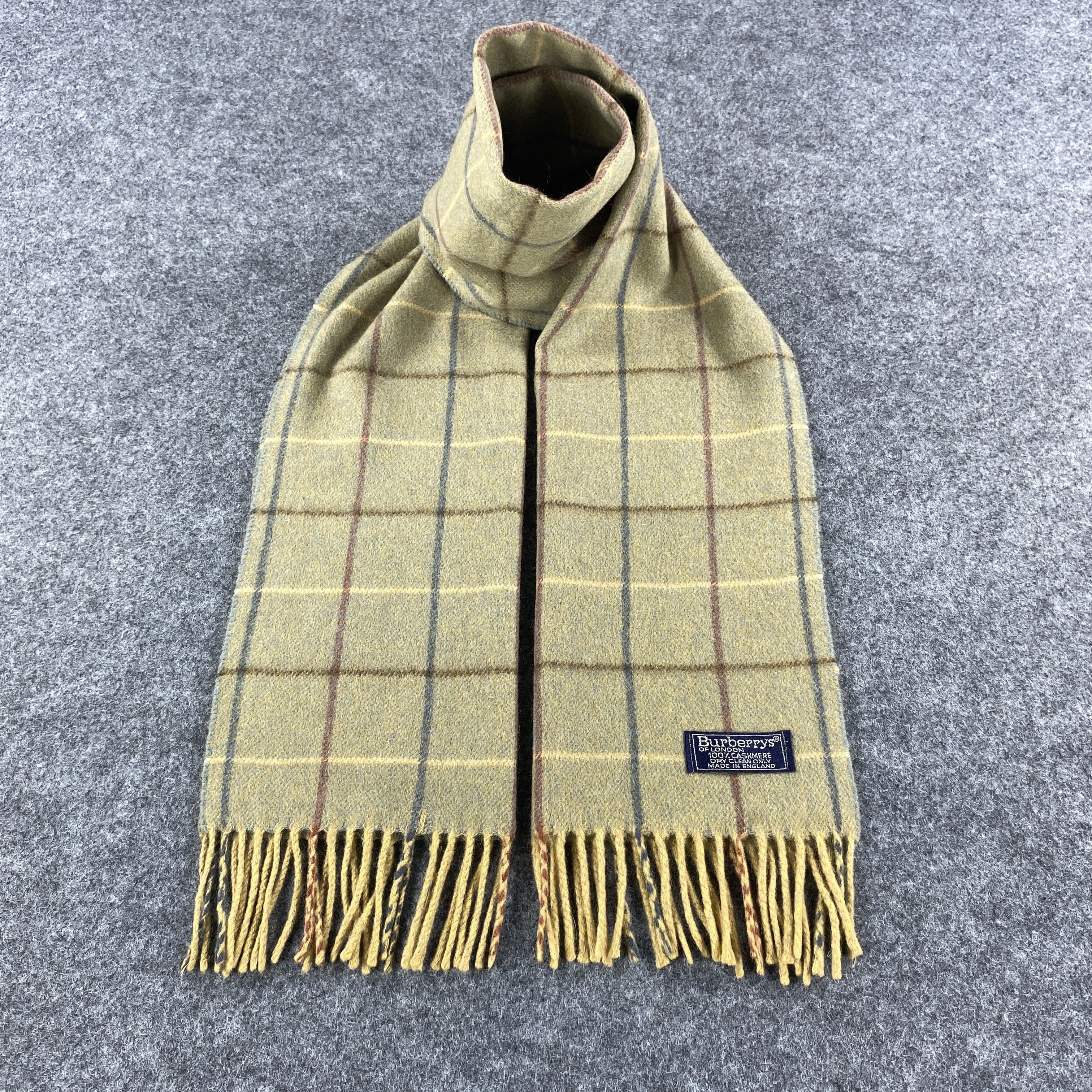 Burberry × Vintage Burberrys Scarf # Muffler # Neckwear # D540 Size ONE SIZE - 1 Thumbnail