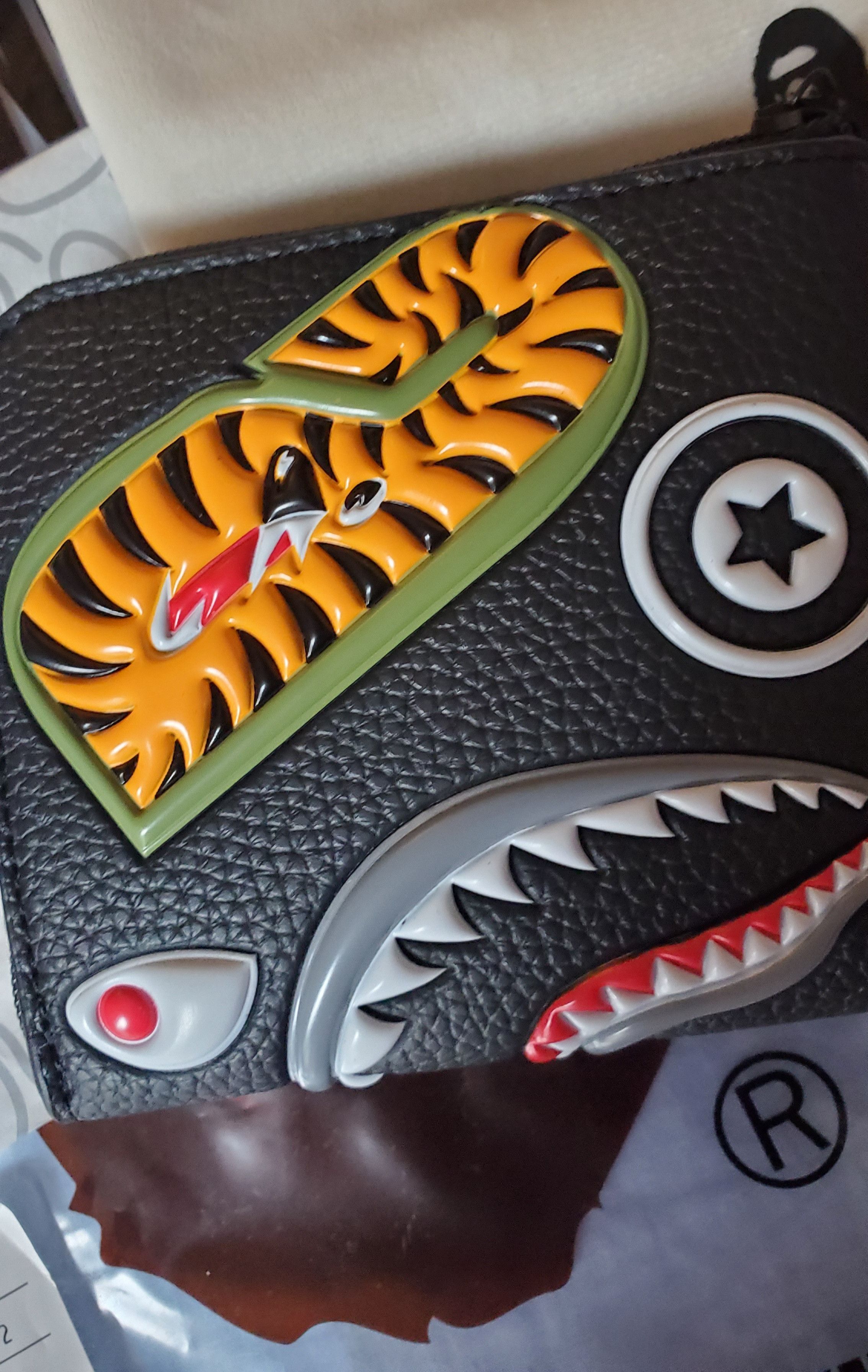 Bape Black leather shark wallet Size ONE SIZE - 9 Thumbnail