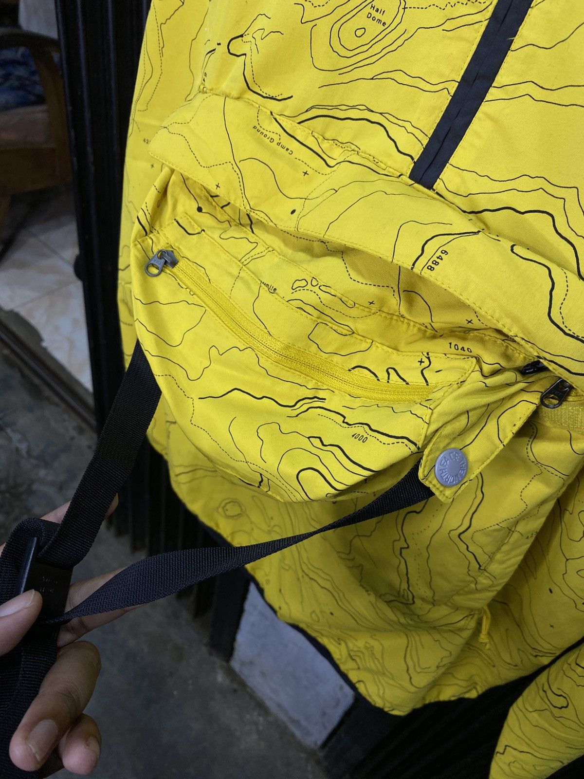 The North Face The north face x UO Fanorak jacket yellow black topography Size US M / EU 48-50 / 2 - 9 Thumbnail