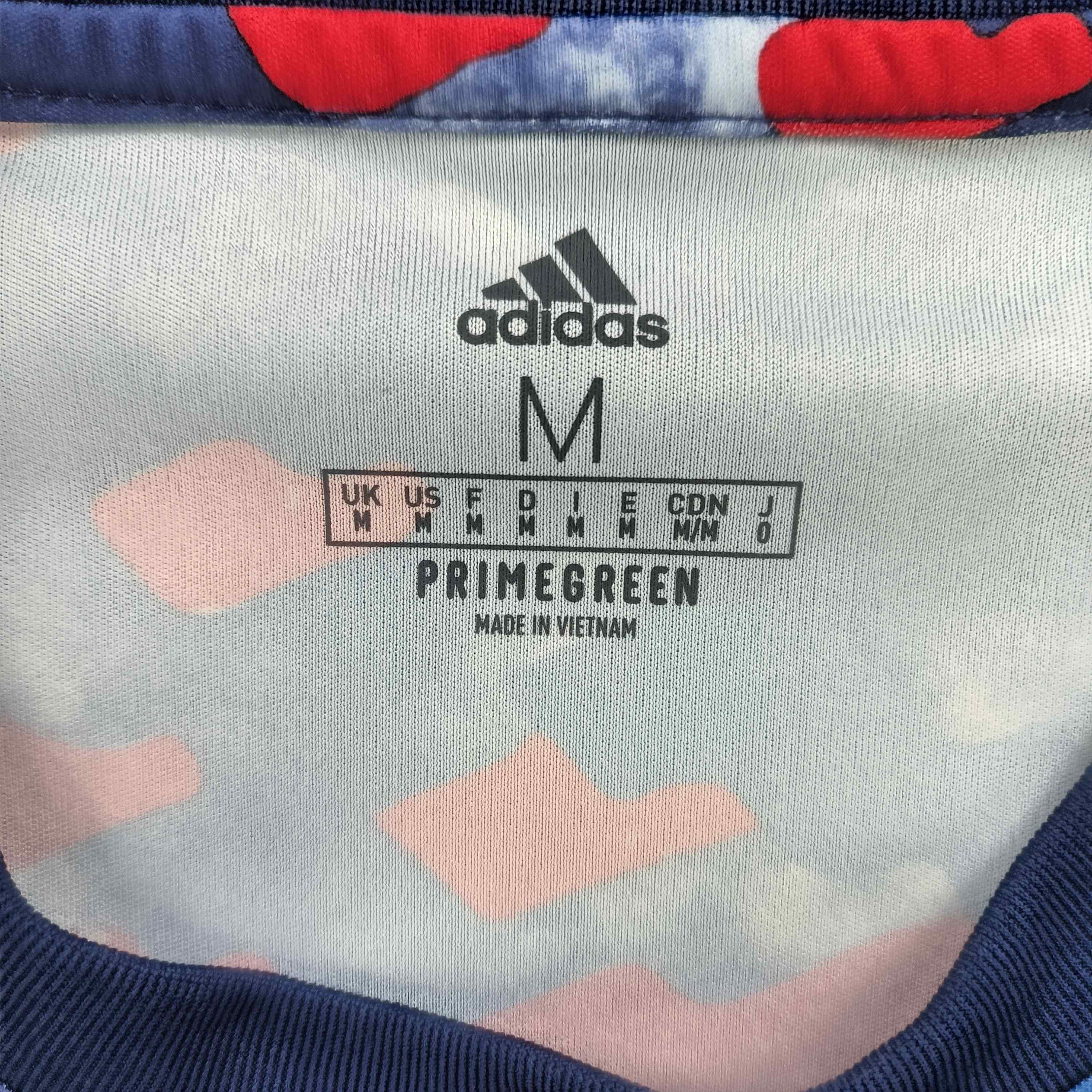 Adidas Bayern Munich 2021-22 Adidas training football jersey size M Size US M / EU 48-50 / 2 - 4 Thumbnail