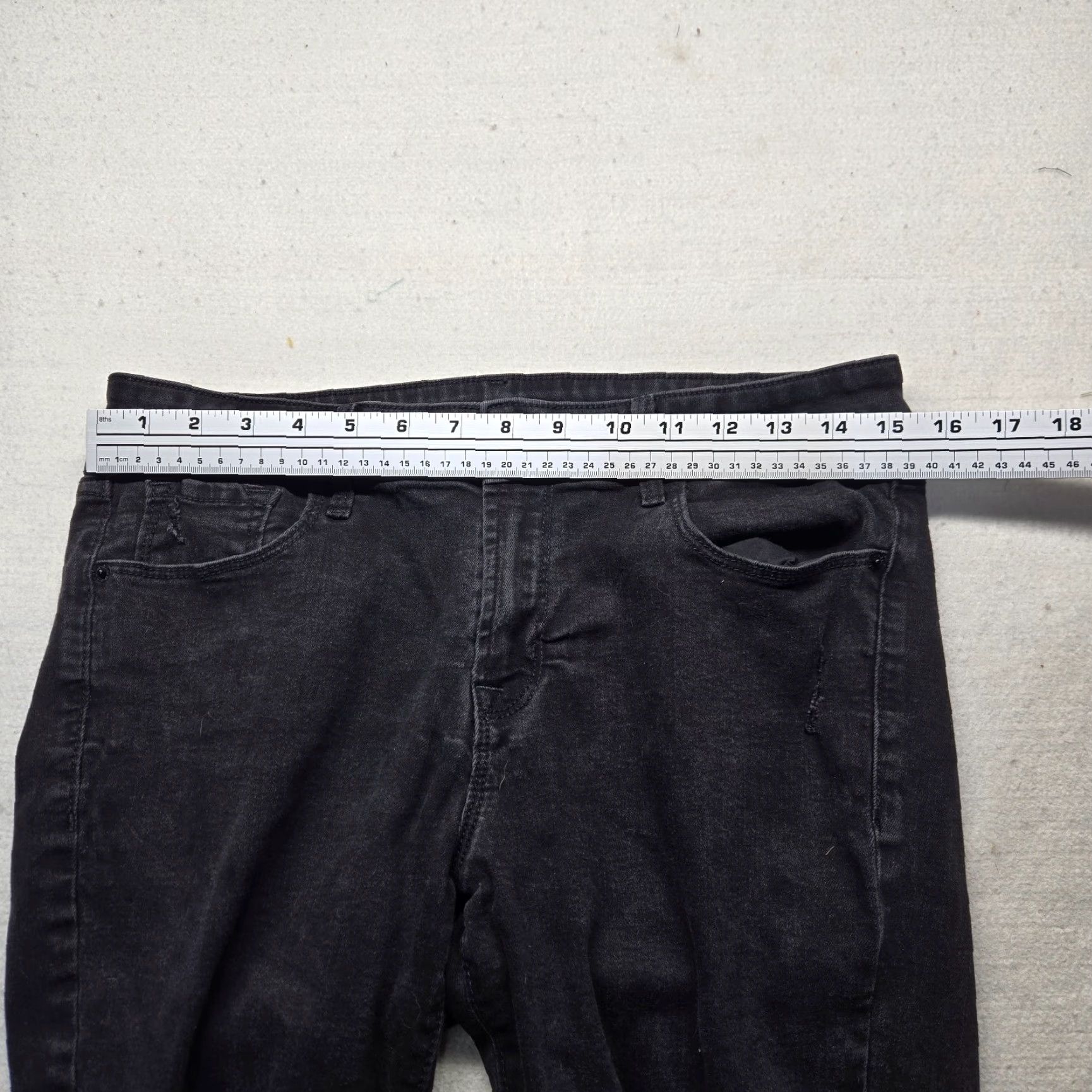 Old Navy Old Navy RockStar Super Skinny Ankle Womens Black Denim Jeans W/Raw Hems Size 12 Size 24" / US 00 / IT 34 - 5 Thumbnail