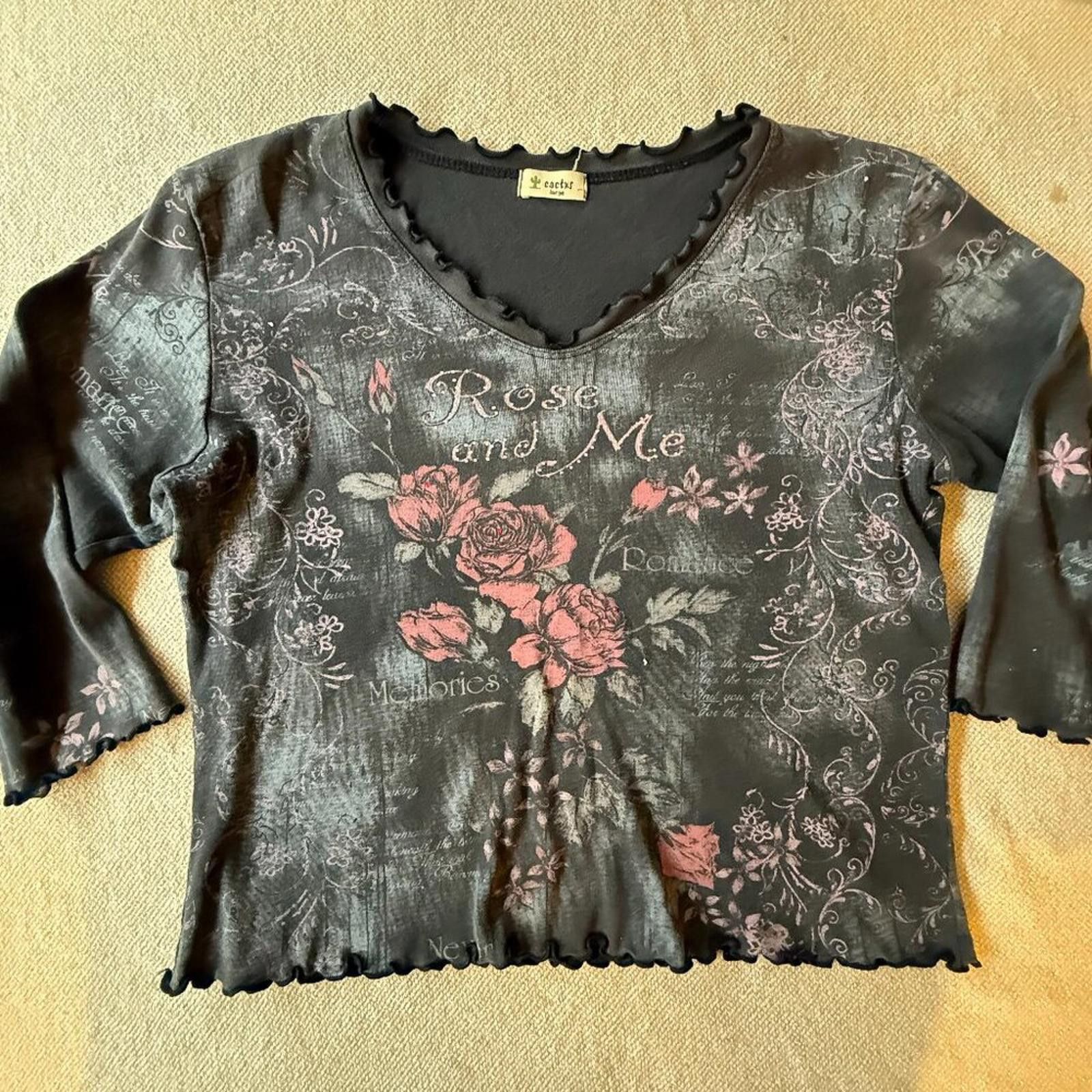 Cactus Plant Flea Market Cactus Long Sleeve Top - Black and Pink Floral Size M / US 6-8 / IT 42-44 - 1 Thumbnail