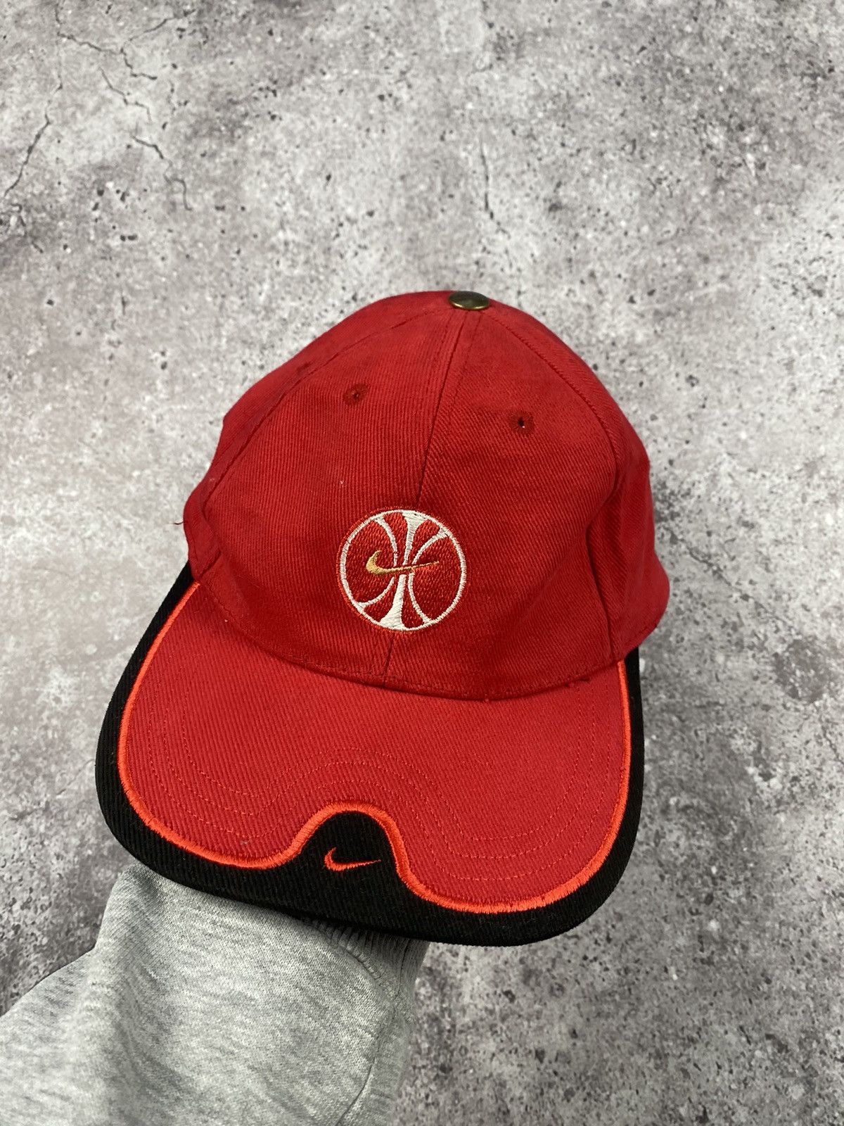 Nike × Vintage Vintage Nike Basketball Swoosh Y2K Cap Japan Size ONE SIZE - 1 Thumbnail