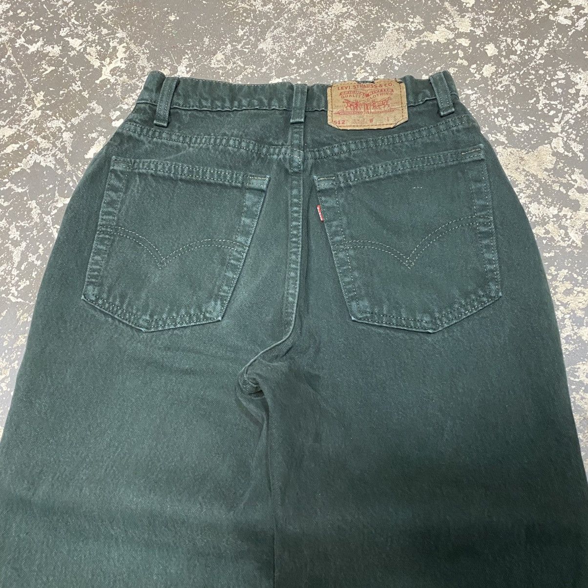 Levi's × Vintage Vintage Levi’s 512 Slim Fit Green Denim Jeans USA 90s Size US 26 / EU 42 - 7 Thumbnail