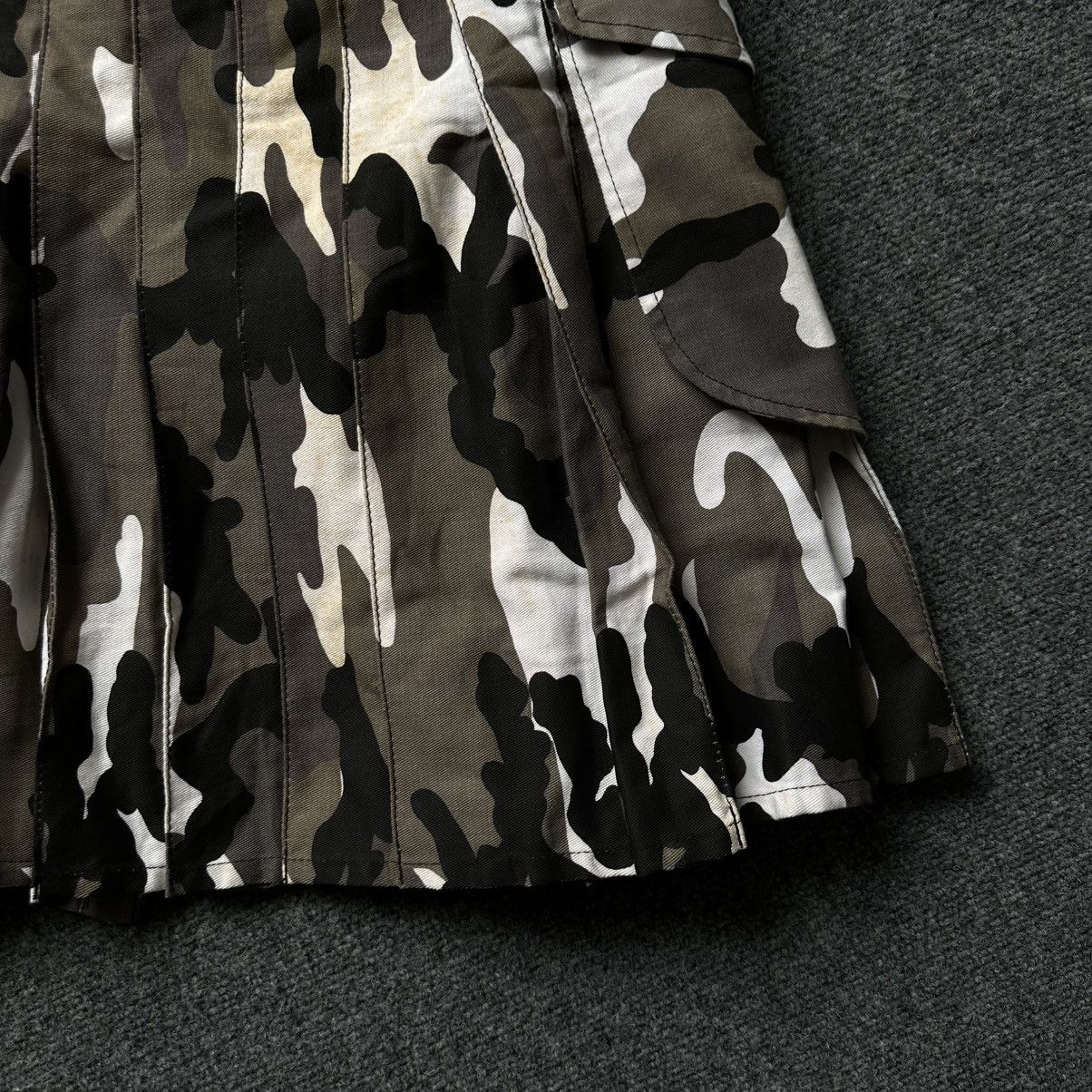 Le Grande Bleu (L.G.B.) VTG Women’s Midi Skirt Camo Military Pop Punk Gothic Size 32" / US 10 / IT 46 - 8 Thumbnail