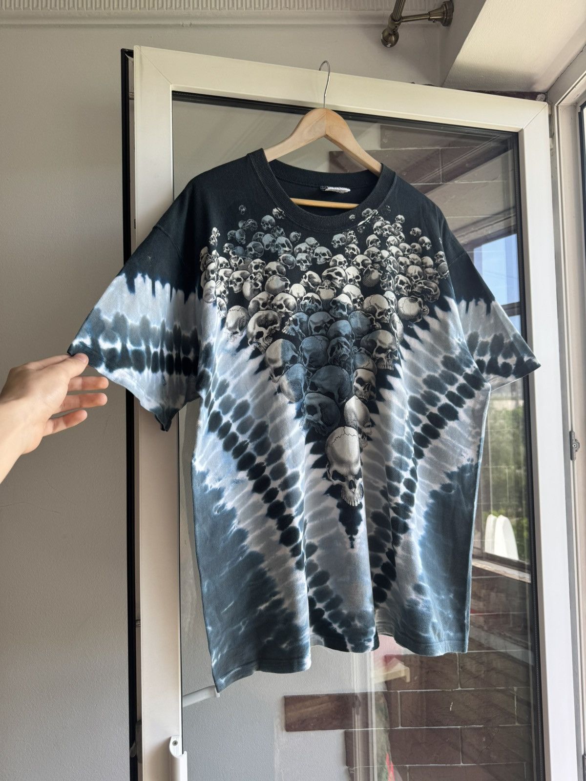 Liquid Blue Vintage Liquid Blue Prof 1998 Field Skull Tie Dye Tee Size US XL / EU 56 / 4 - 3 Thumbnail