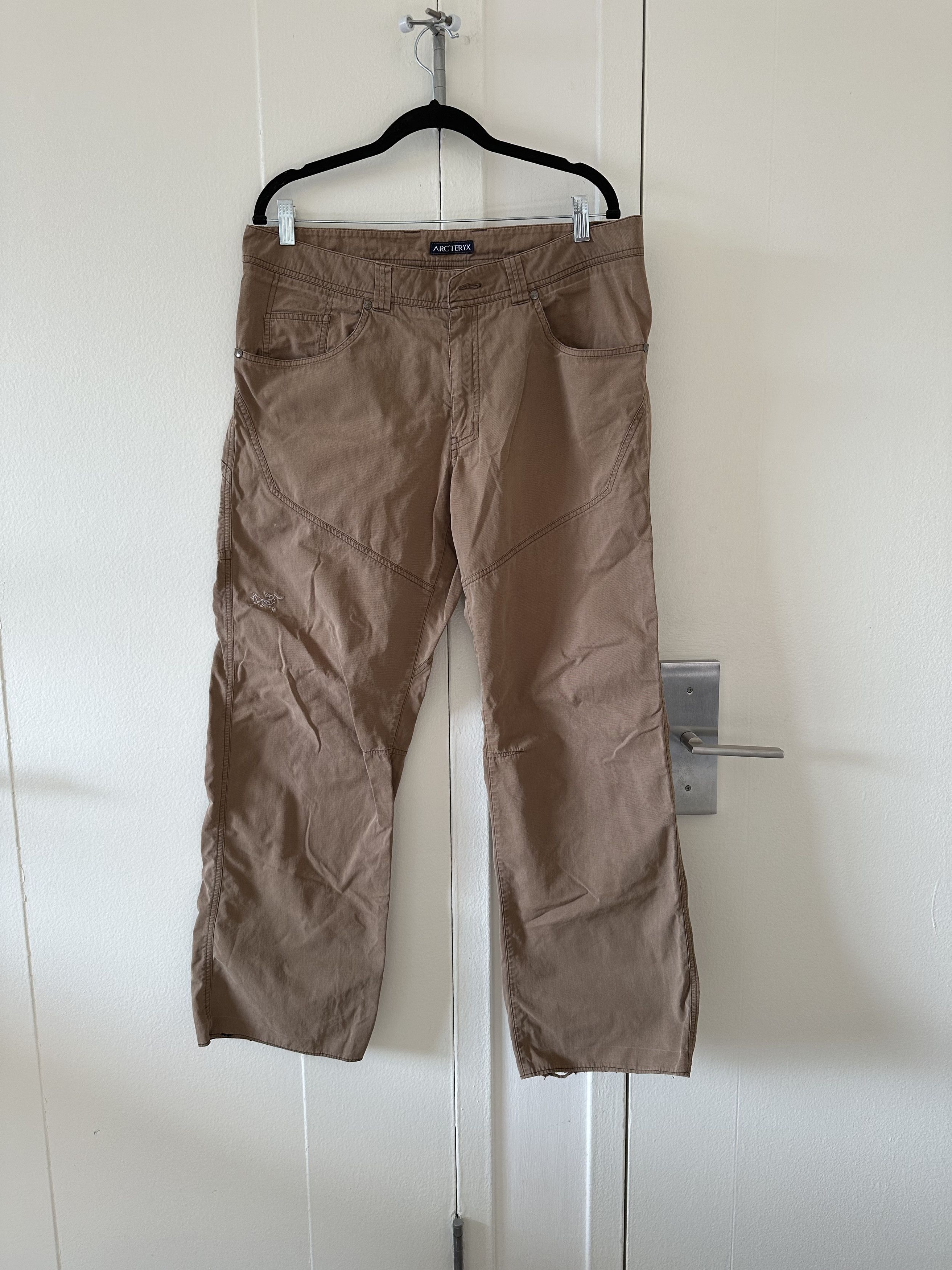 image of Arcteryx Arc'teryx Cargo Pants in Khaki, Men's (Size 36)