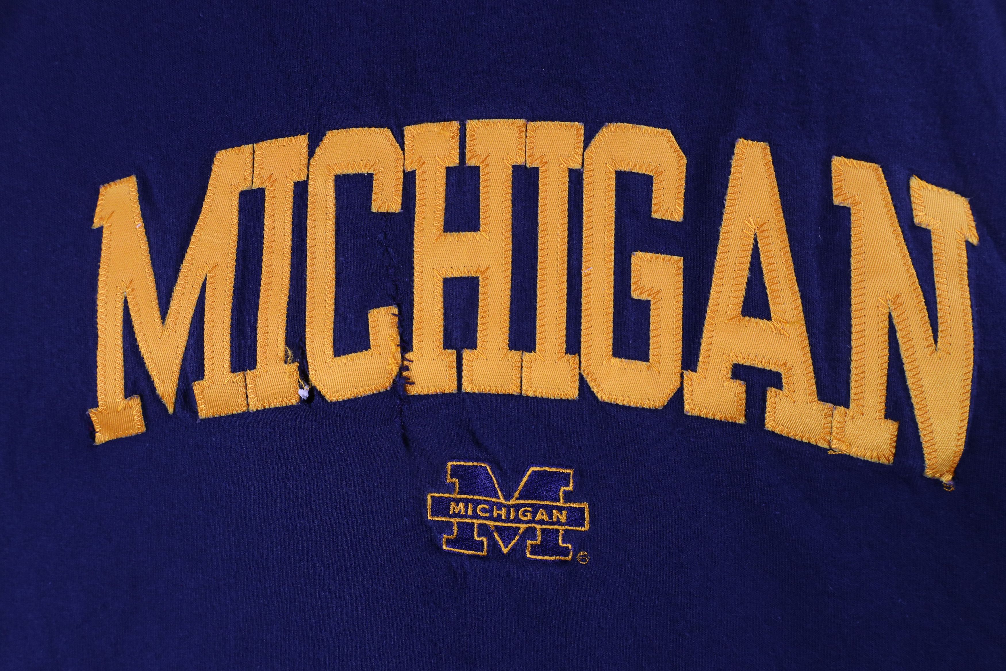 Vintage Vintage 90s Spell Out University of Michigan T-Shirt Blue Size US XXL / EU 58 / 5 - 4 Thumbnail