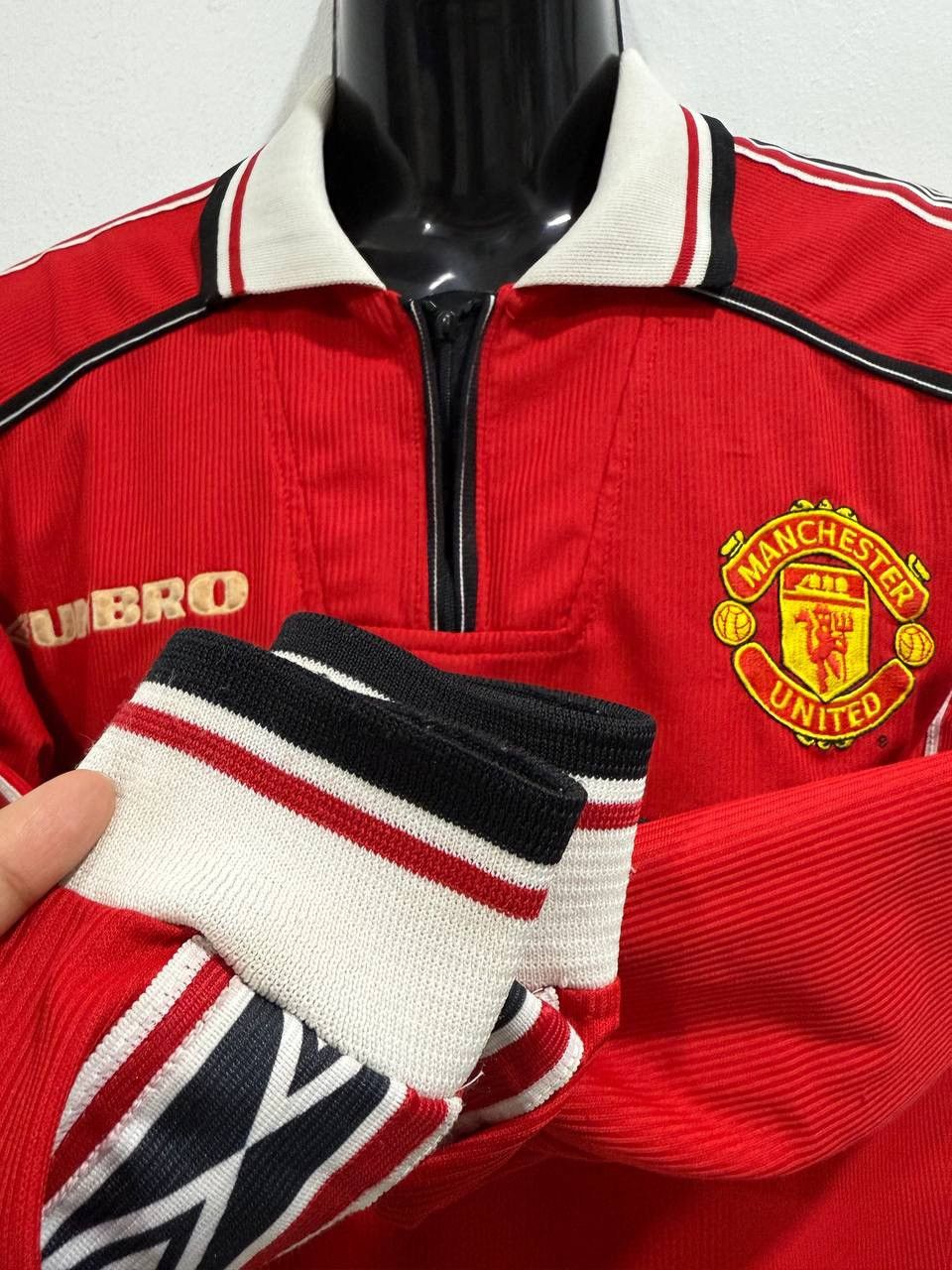 Umbro Manchester United Umbro Jersey LS 1998–2000 Size US XS / EU 42 / 0 - 7 Thumbnail