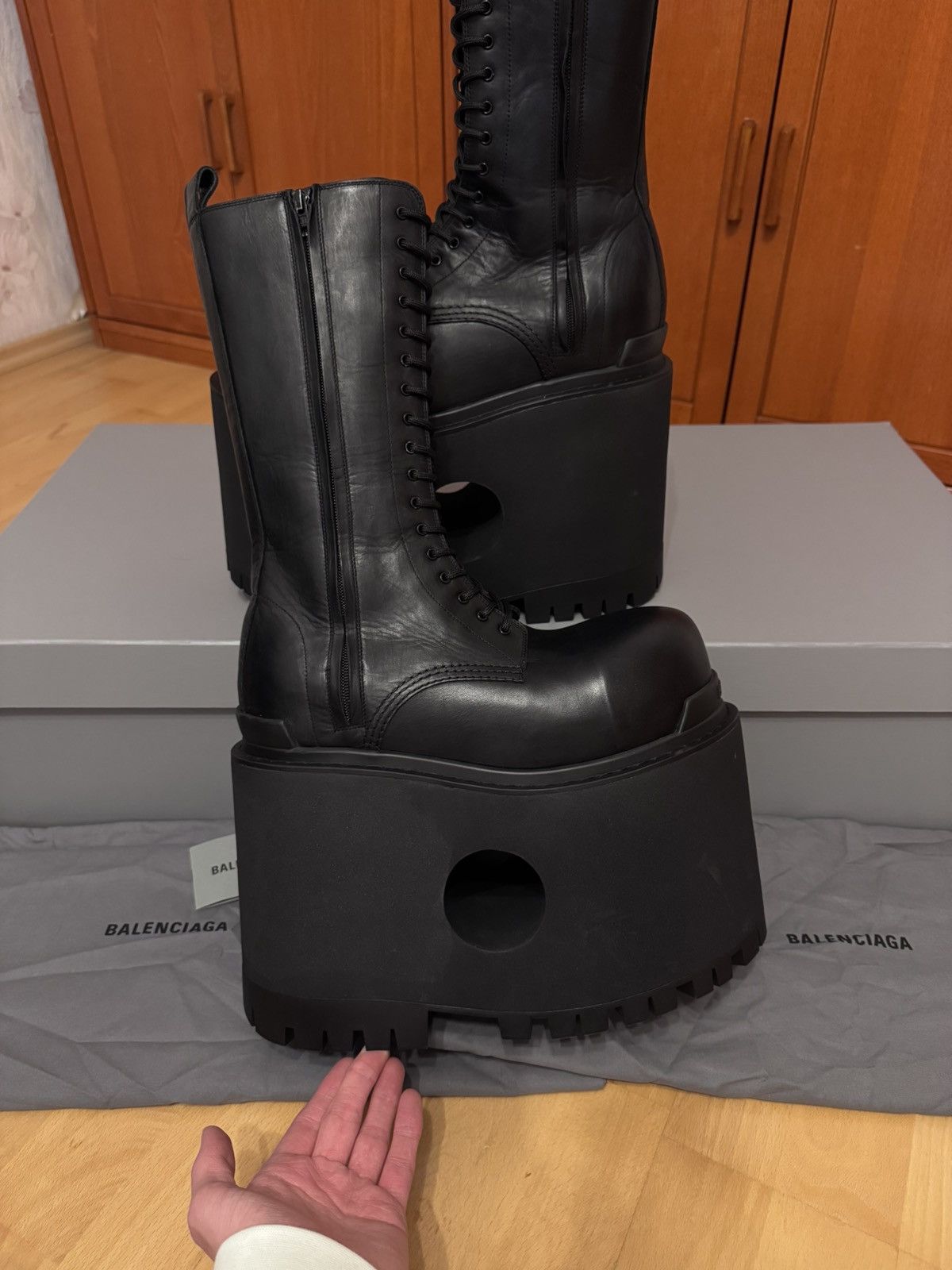 Balenciaga Balenciaga SS25 RUNWAY 180 MM Platform Giant Boots Size US 9 / EU 42 - 4 Thumbnail