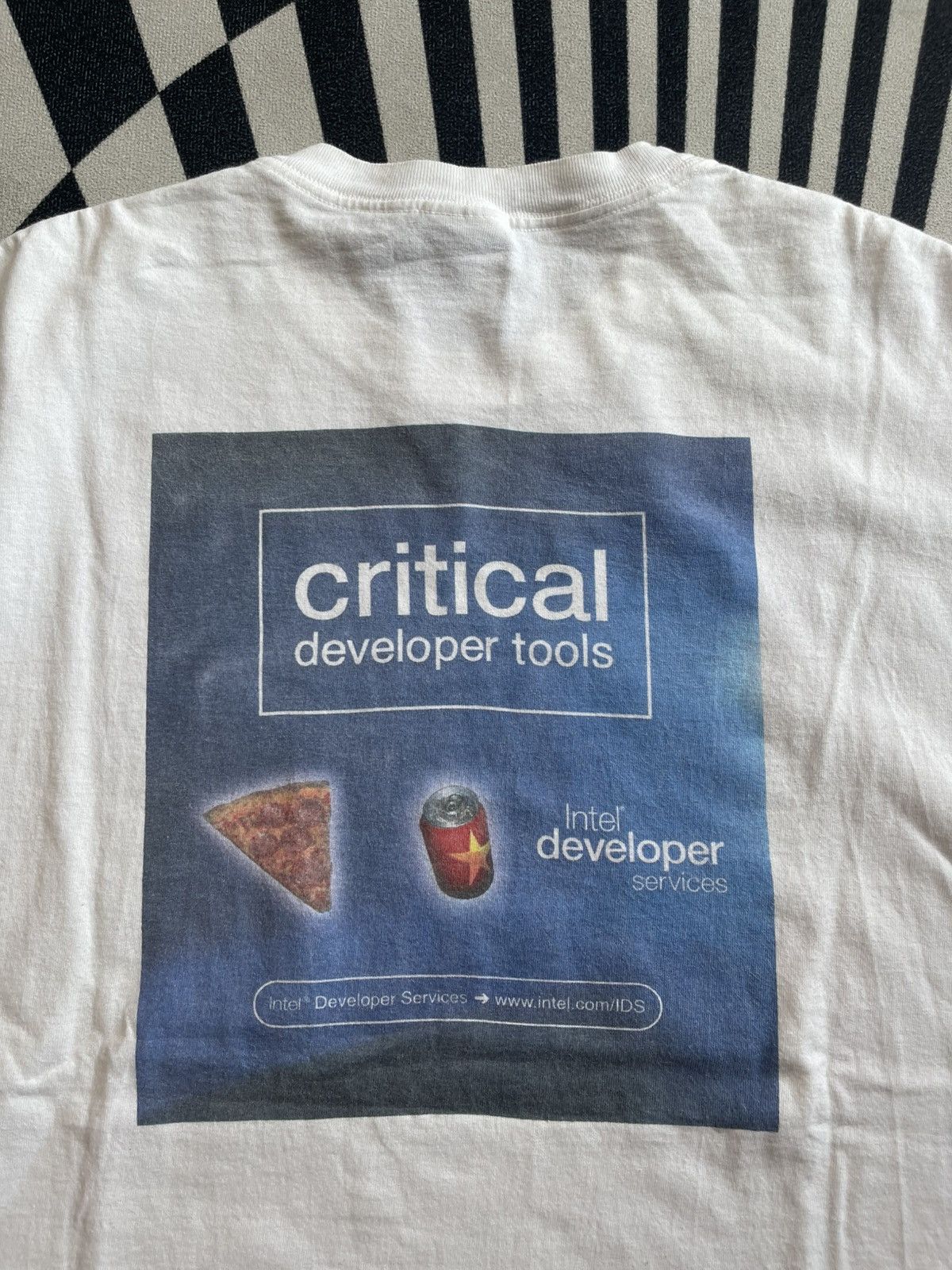Vintage Vtg 00s Intel Developer Services "Critical Tools" Promo Tee Size US XL / EU 56 / 4 - 3 Thumbnail