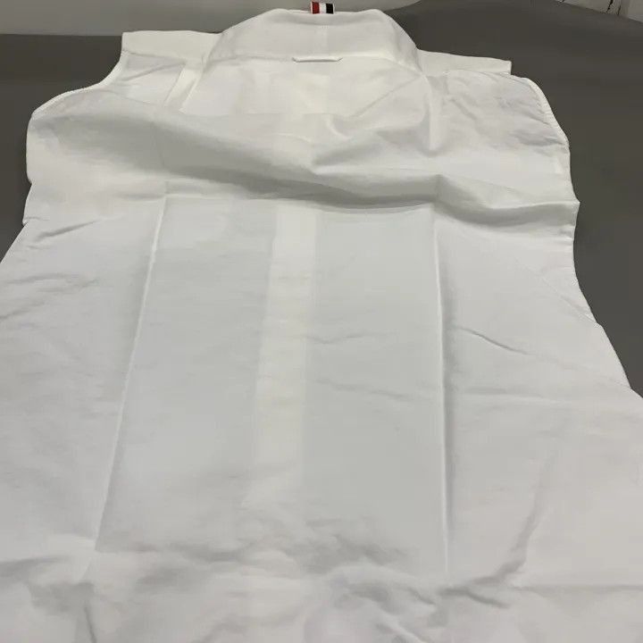 Thom Browne Thom Browne Sleeveless Oxford Shirt for Men -2507 Size US XXS / EU 40 - 6 Thumbnail
