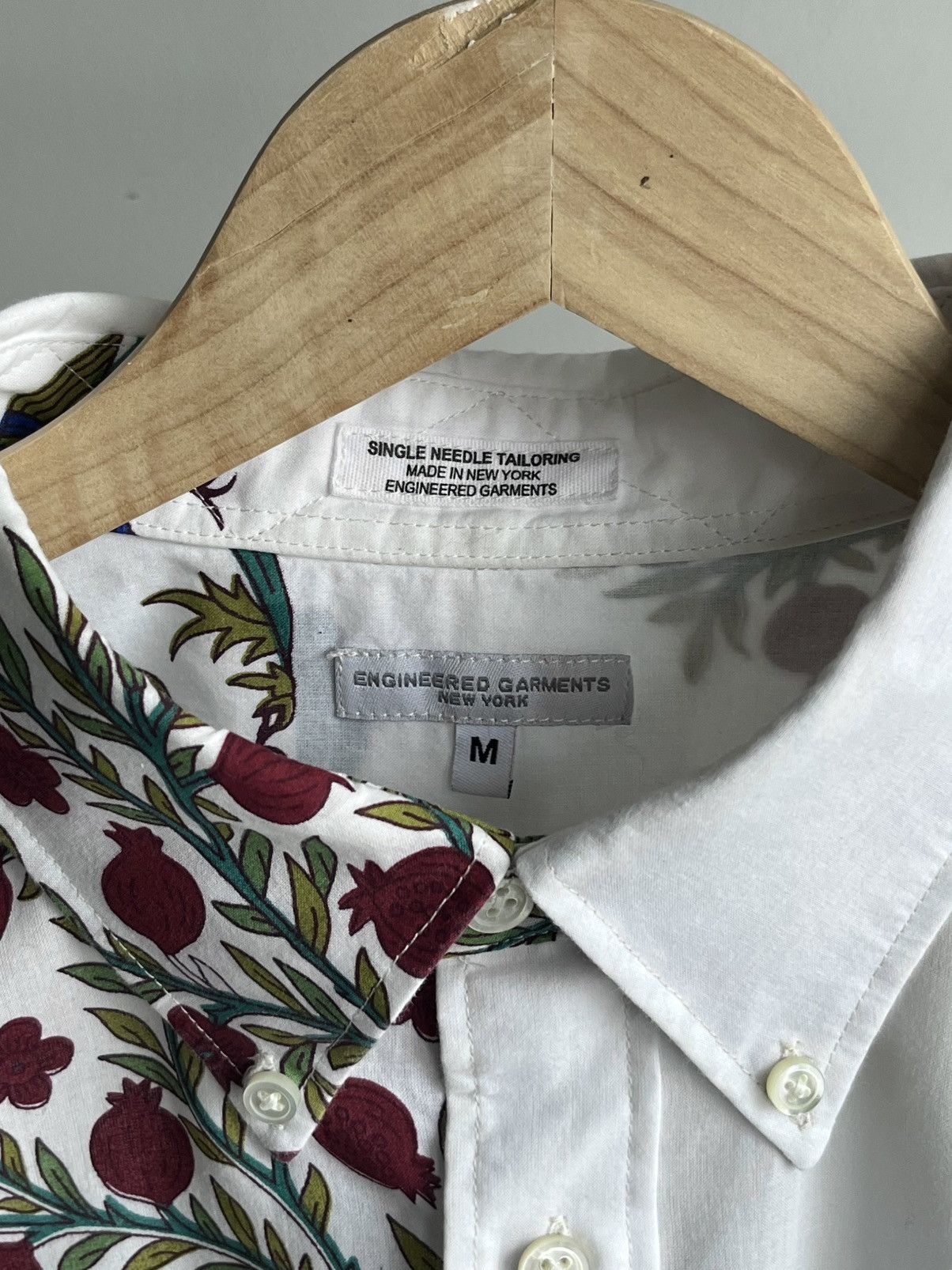 Engineered Garments Engineered Garments SS21 lookbook peacock tailored shirt Size US L / EU 52-54 / 3 - 3 Thumbnail
