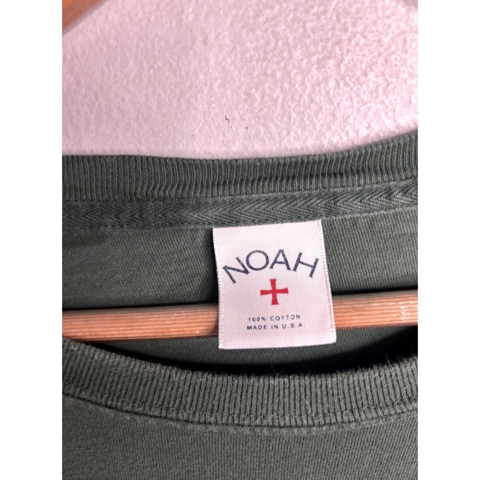 Noah NOAH Shirt Mens 2XL Green Long Sleeve Pocket Tee Logo 100% Cotton Made USA Size US XXL / EU 58 / 5 - 4 Thumbnail