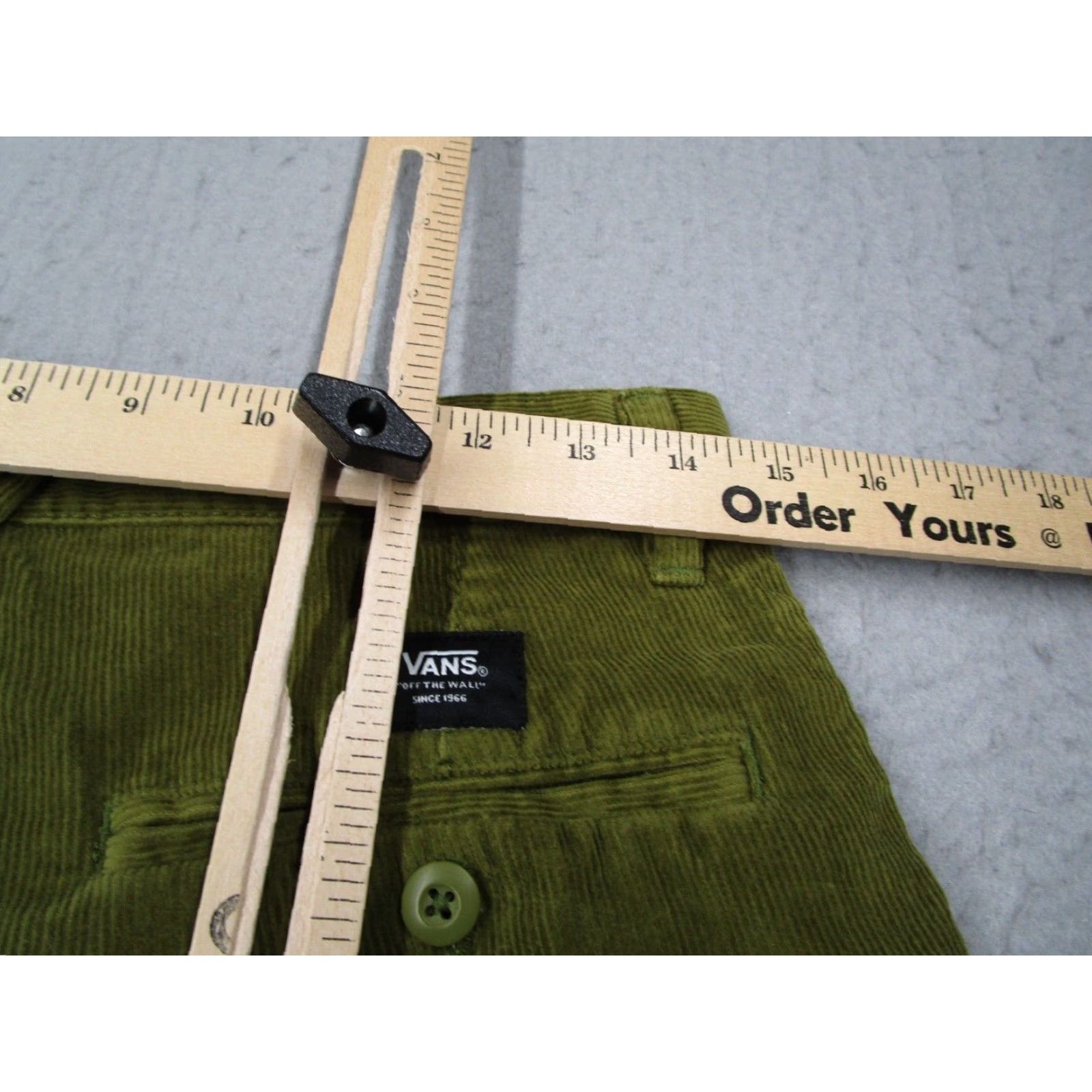 Vans Vans Men's Chino Pants 28 Relaxed Fit Green Corduroy Flat Front 28x30 Modern Size US 28 / EU 44 - 6 Thumbnail