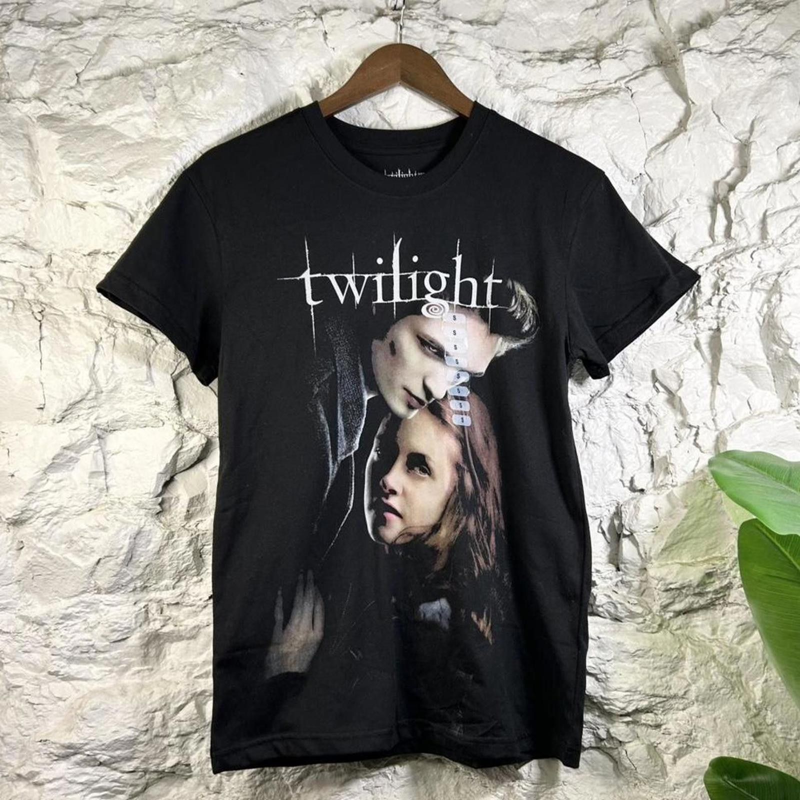 Other Twilight Saga Edward And Bella Tee Size Small Size S / US 4 / IT 40 - 1 Thumbnail