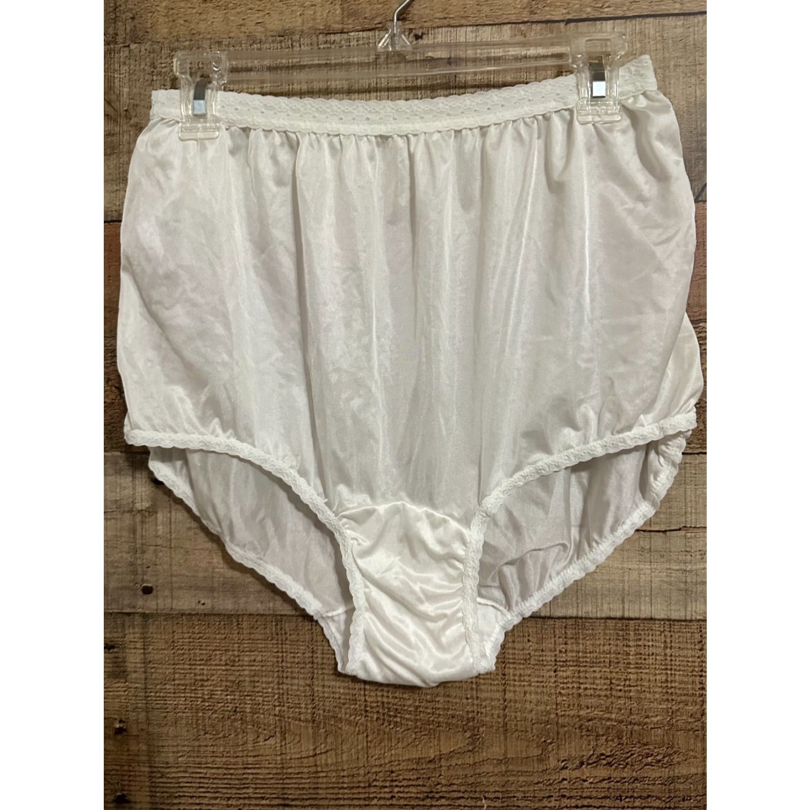 Vintage VINTAGE Carole Granny Panties White Size 9 Made in USA Woman’s Secretary/Geek Look 1970s Nylon Original Everyday Size 30" / US 8 / IT 44 - 2 Thumbnail