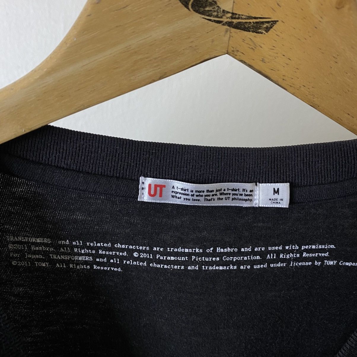 Uniqlo Uniqlo UT x Transformers Collaboration T Shirt Size US M / EU 48-50 / 2 - 6 Thumbnail