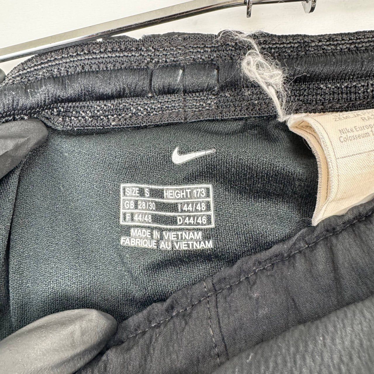 Nike Celtic FC Nike Training Shorts Black Football Soccer Mens S Size US 30 / EU 46 - 3 Thumbnail