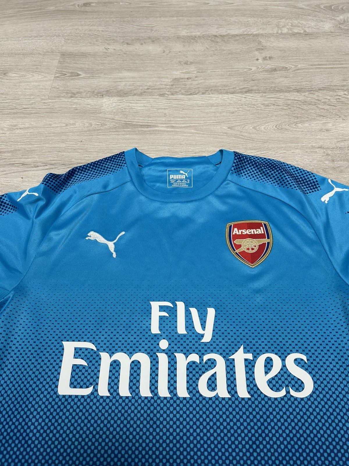 ARSNL × Puma Puma Jersey FC ARSENAL LONDON 2017/18 size M Size US M / EU 48-50 / 2 - 2 Thumbnail