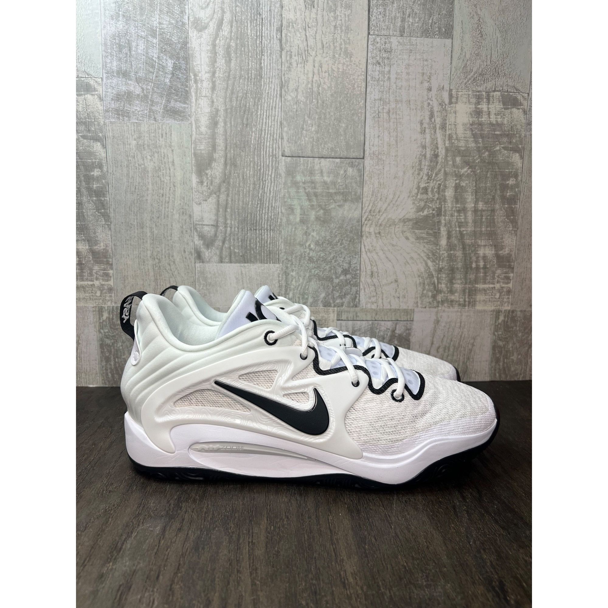 image of Nike Kd15 Tb Promo Size 13.5 Men's White Black Dx6648-100 Shoes