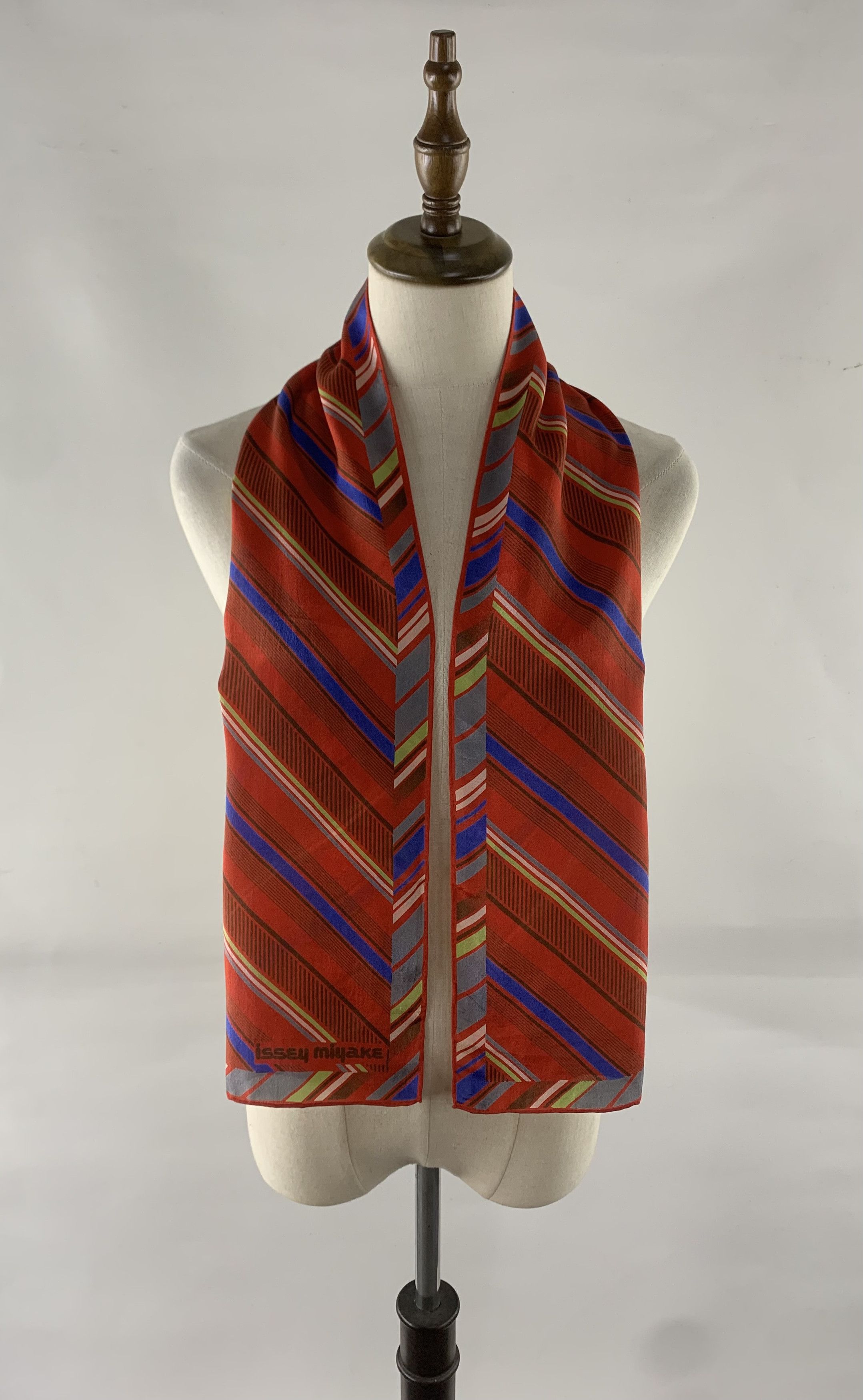 Issey Miyake Issey Miyake Scarf Silk Muffler Neck Wrap BL9336 Size ONE SIZE - 1 Thumbnail