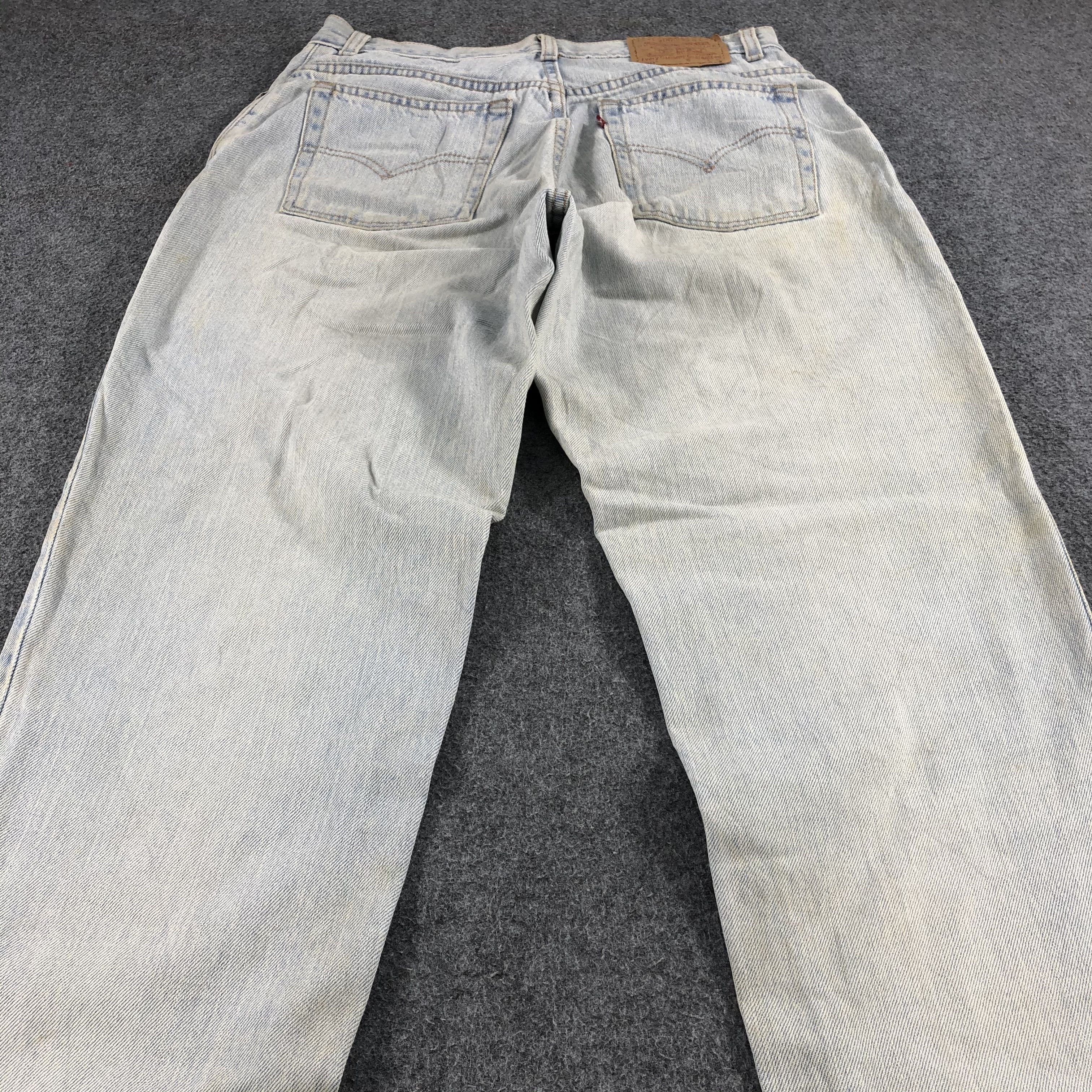 Levi's Vintage 90s Light Wash Levis 550 Jeans-J1241 Size US 32 / EU 48 - 4 Thumbnail