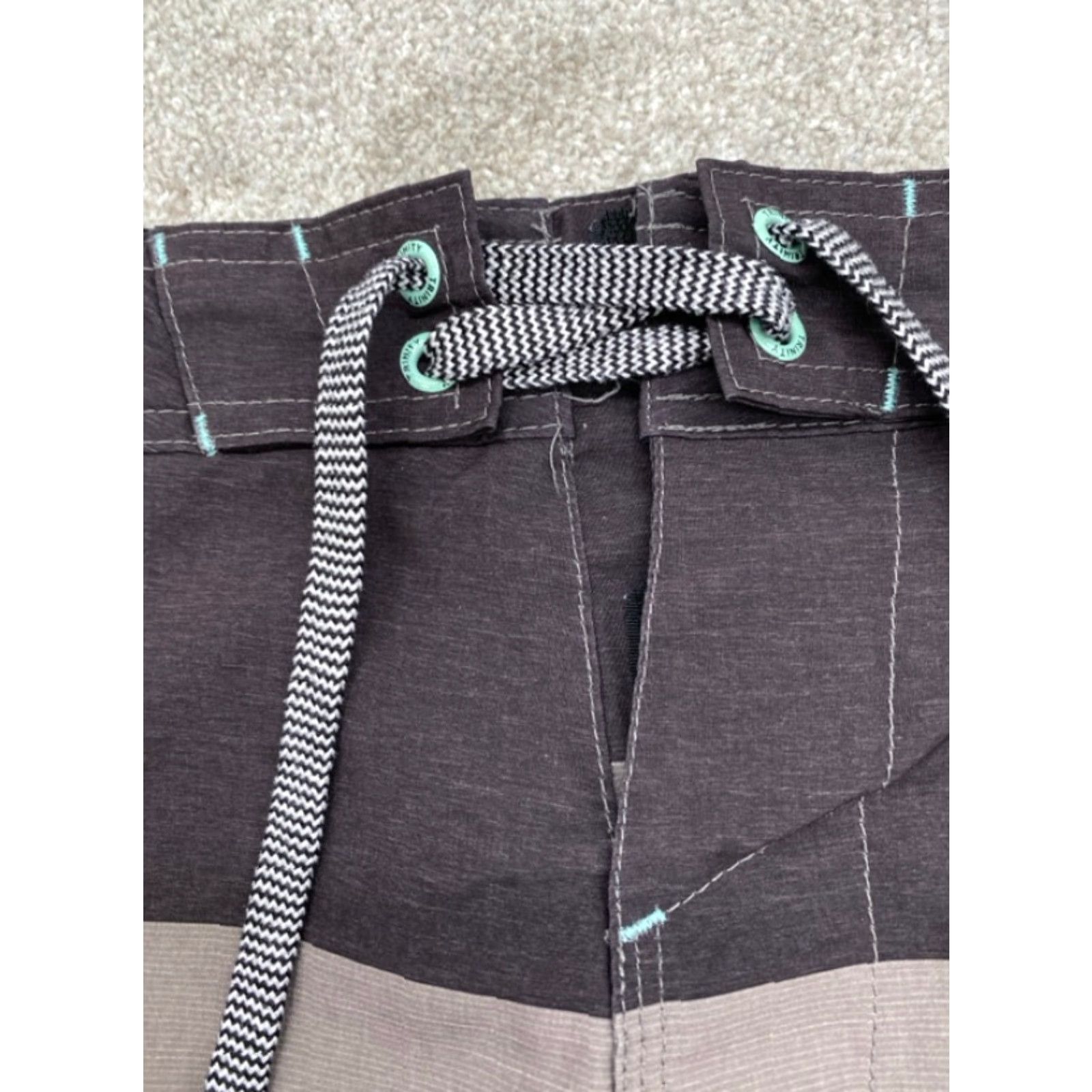 Vintage Trinity Board Shorts Mens 28 Black Gray Striped Drawstring Swim Trunks 5586 Size US 28 / EU 44 - 2 Thumbnail