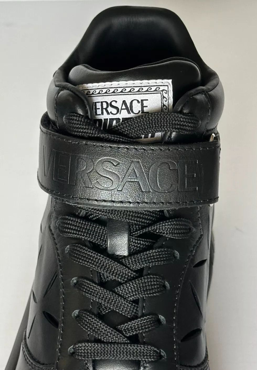 Versace VERSACE High Top Cut Out Leather Logo Fashion Sneakers Size US 11 / EU 44 - 9 Thumbnail