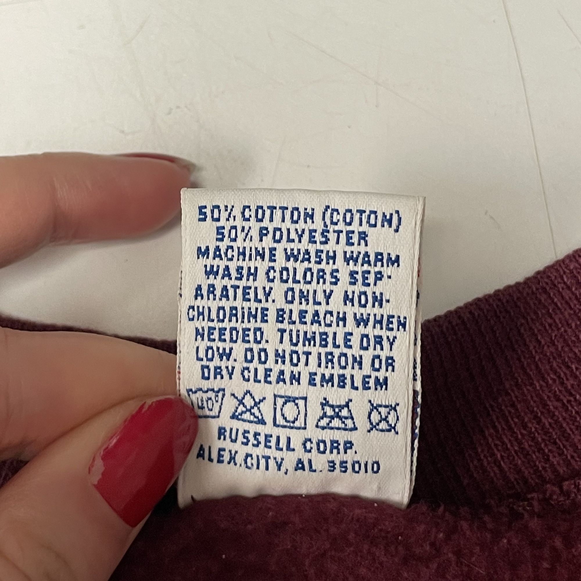 Russell Athletic Vtg Russell Athletic USA Maroon V STITCH Gym Sweatshirt Size US S / EU 44-46 / 1 - 5 Thumbnail