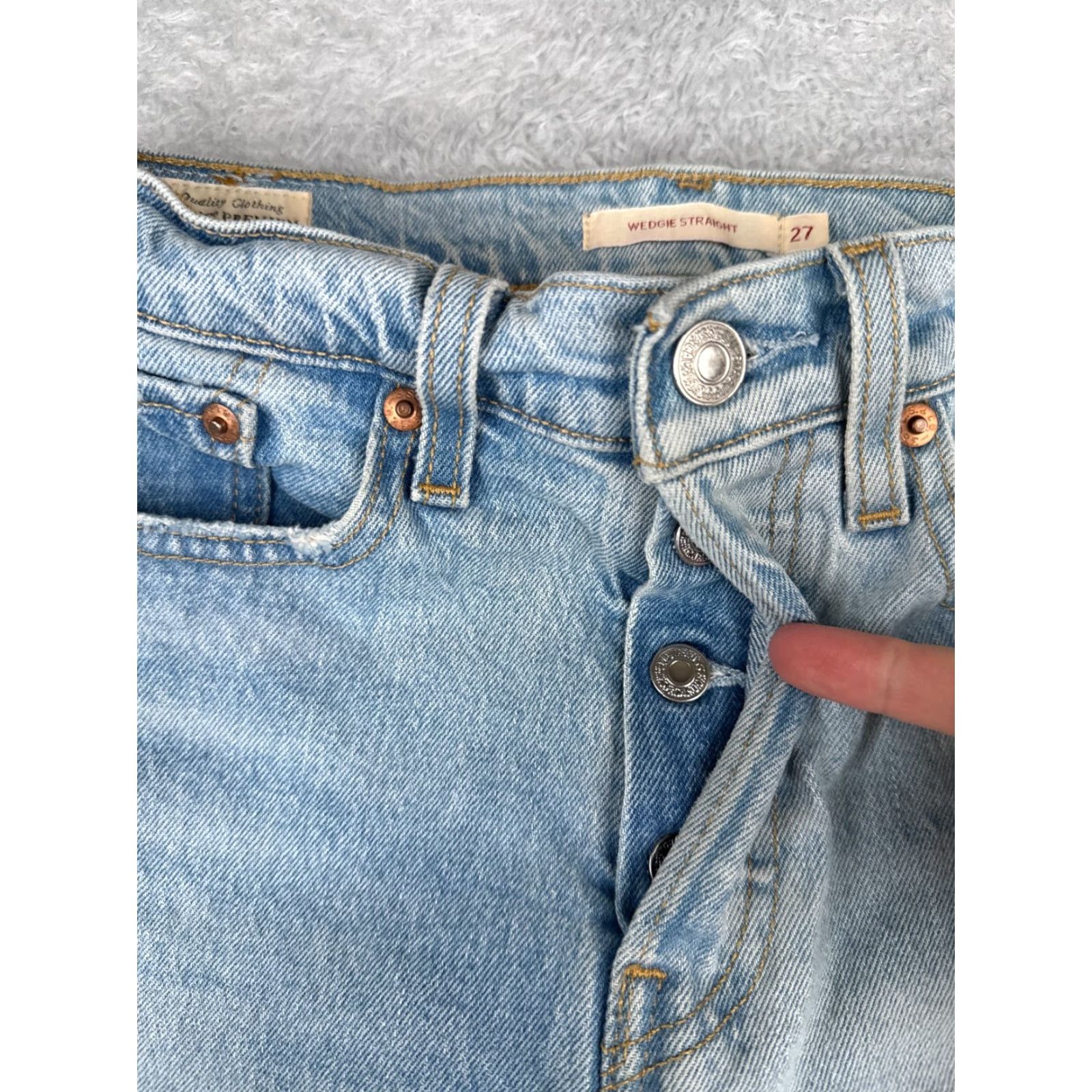 Levi's Levis Premium Jeans Women 27 Blue Denim Big E Wedgie Straight Distressed 27x27 Jeans Women Size 27" / US 4 / IT 40 - 5 Thumbnail