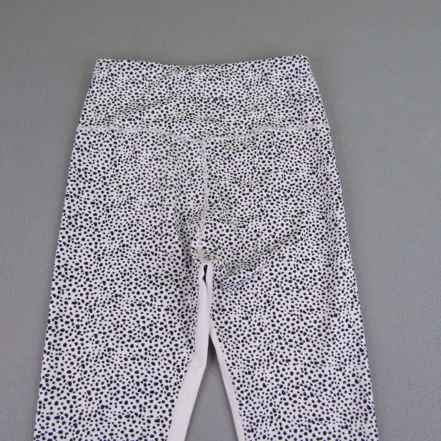 Vintage Allfenix Leggings Womens Small White Black Spots Athletic Pants High Waist Gym Size 28" / US 6 / IT 42 - 7 Thumbnail