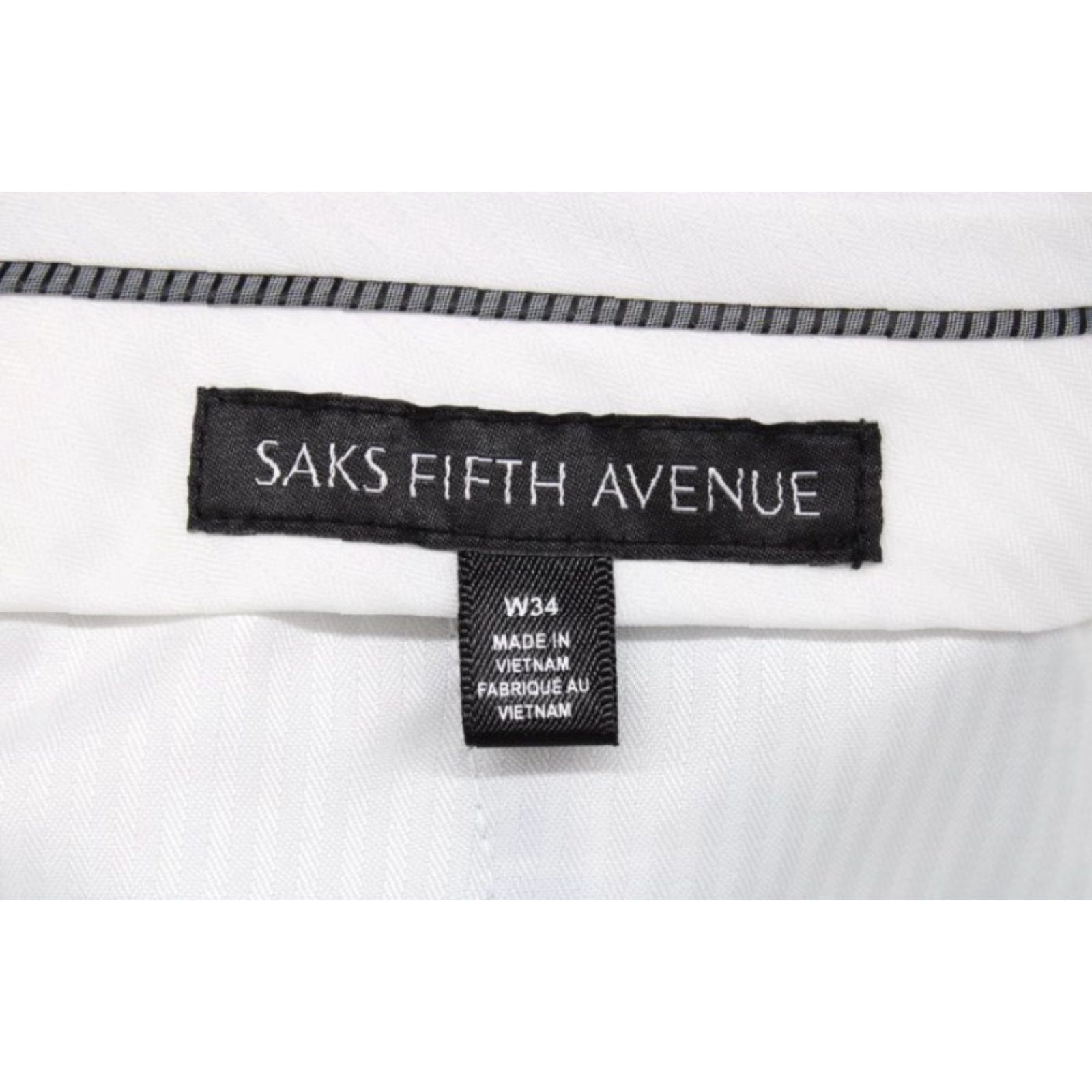 Saks Fifth Avenue Saks Fifth Avenue Golf Shorts Men’s 36 White Blue Plaid Polyester Blend Preppy Bermuda Shorts Regular 36 Blue Colorful City Outdoor 90s Mens Size US 36 / EU 52 - 6 Thumbnail