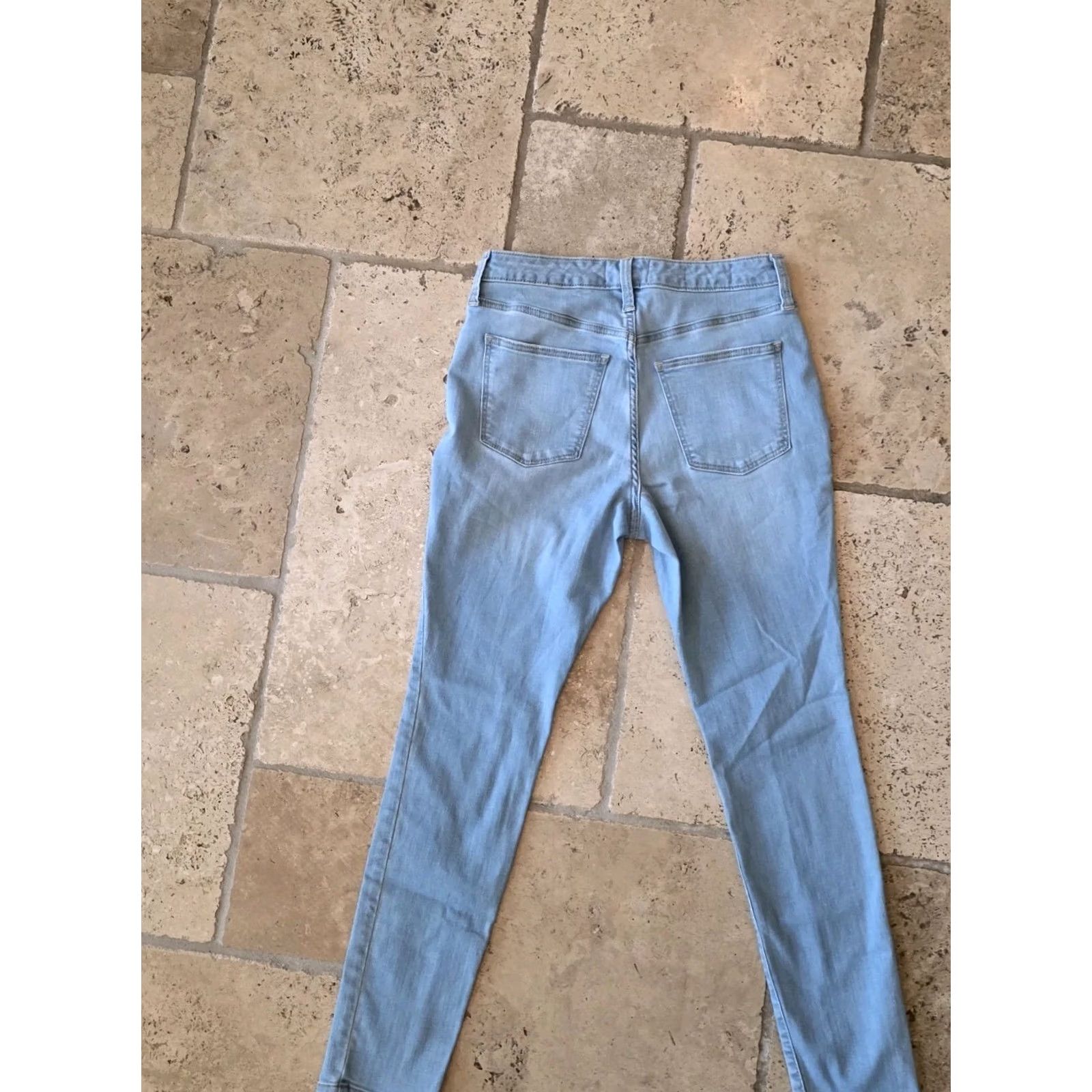 Vintage VINTAGE? No — Universal Thread Jeans Womens Size 6/28R High-Rise Skinny Light Denim Blue 5-Pocket Belt Loops Slim Womens Regular Jeans Size 25" / US 0 / IT 36 - 6 Thumbnail