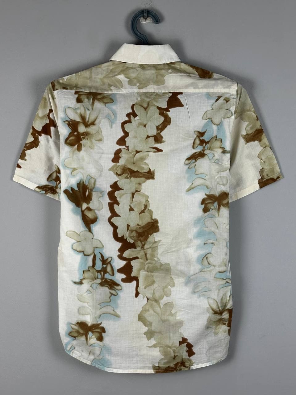 Hugo Boss Luxury Hugo Boss Summer Hawaii Floral Print Shirt Size US S / EU 44-46 / 1 - 14 Thumbnail