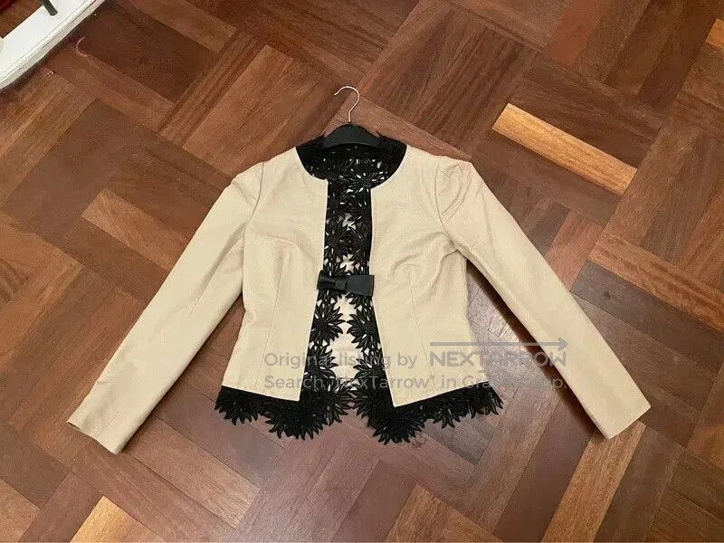 Valentino White Lace Bow Jacket Size 4.