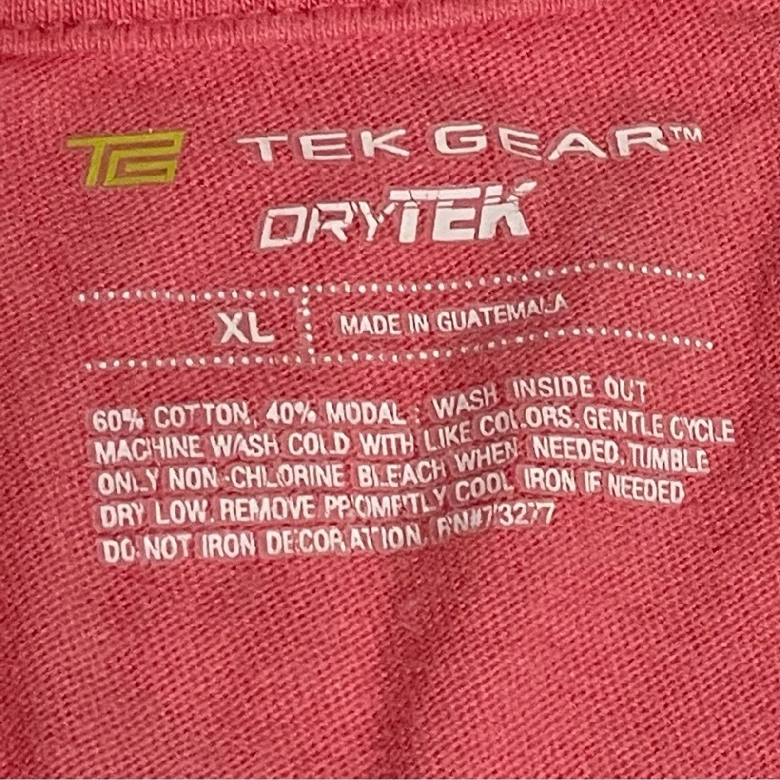 Tek Gear TEK GEAR Pink DryTek High Low Cut Shirt Size XL Size XL / US 12-14 / IT 48-50 - 4 Thumbnail