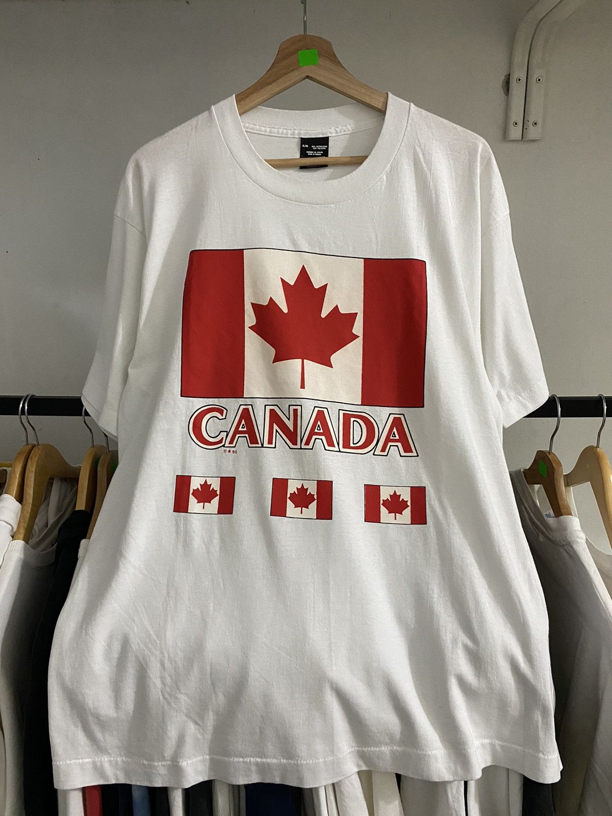 Vintage Canada Flag Art Size US XL / EU 56 / 4 - 1 Thumbnail