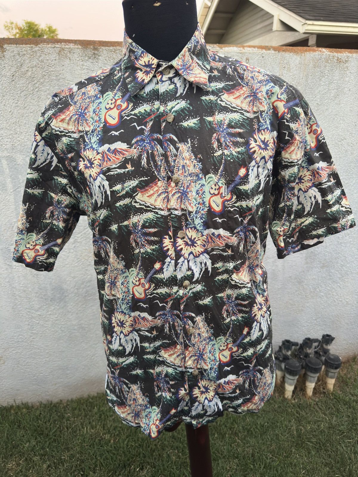 Other Kahala Hawaiian Print Multicolored Full Button Men's Small Size US S / EU 44-46 / 1 - 1 Thumbnail