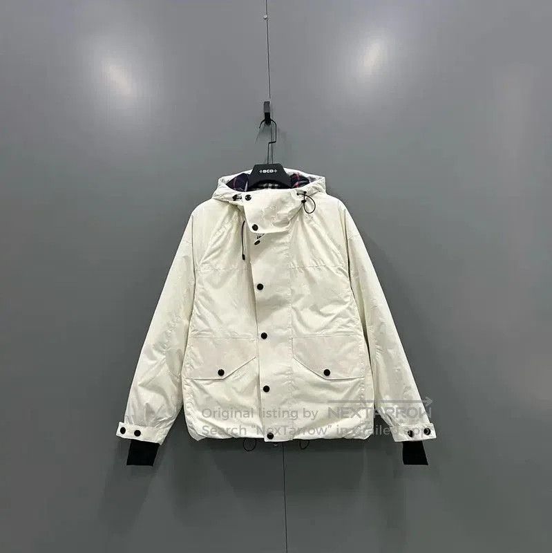 Burberry Spring Autumn White Cotton Jacket.