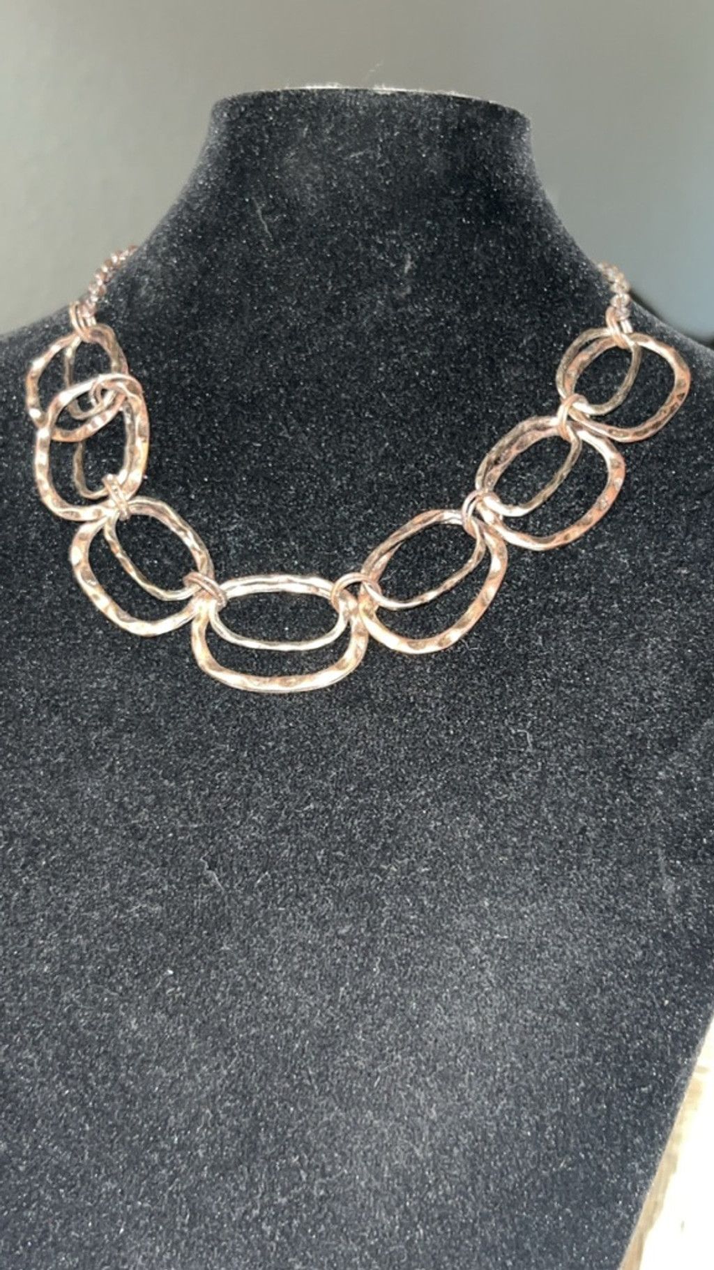 The Unbranded Brand Women's Unbranded Gold Tone Link Necklace One Size Size ONE SIZE - 1 Thumbnail