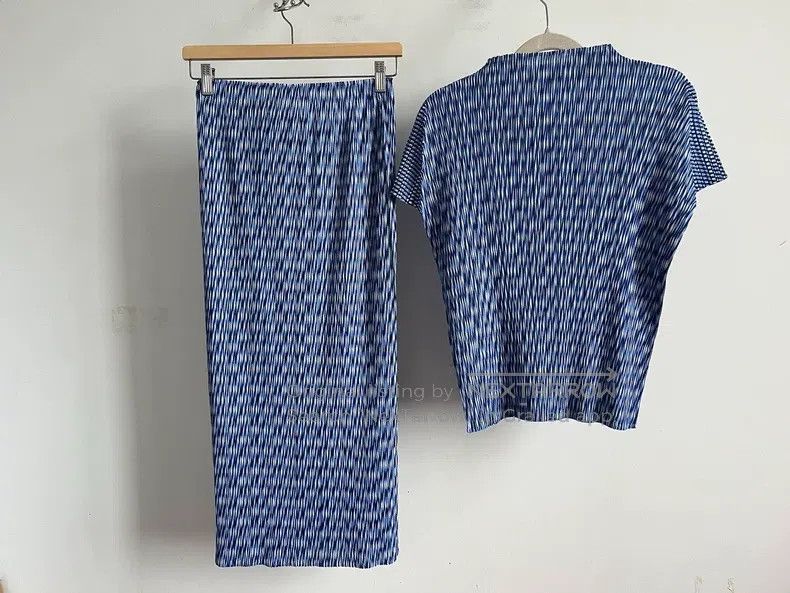 Issey Miyake Issey Miyake Blue Short Sleeve Size L / US 10 / IT 46 - 2 Thumbnail