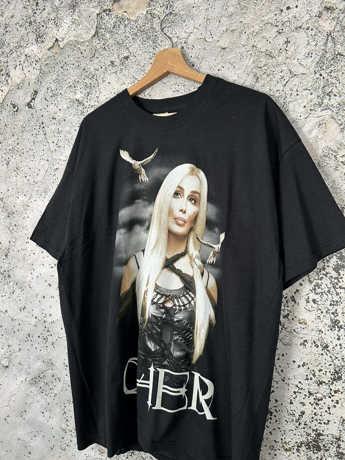 Band Tees Vintage Cher 2004 The Farewell Tour Rock Band Tee Rare Art Size US XL / EU 56 / 4 - 3 Thumbnail