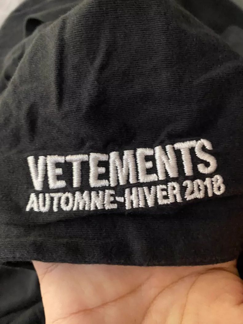Vetements Vetements 18ss Blood Drops Sanskrit Slim hoodie 2506-Nextar Size US S / EU 44-46 / 1 - 5 Thumbnail