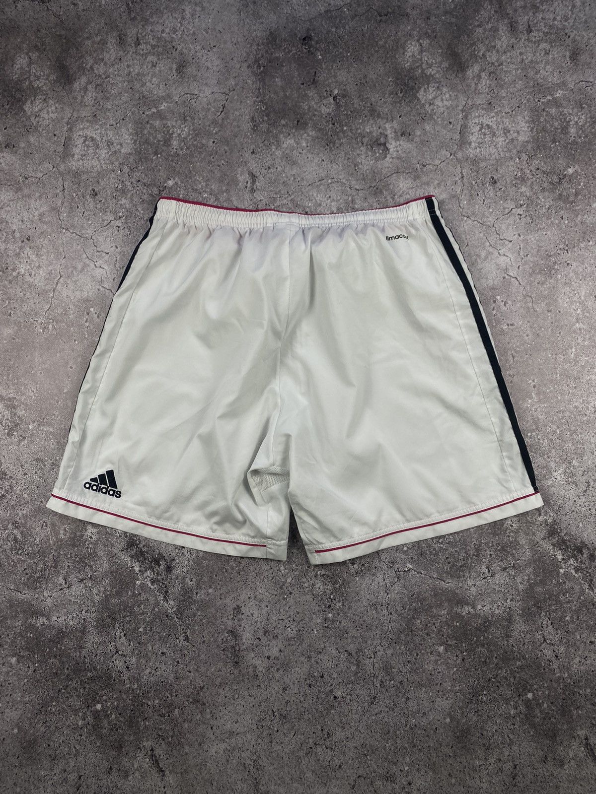 Adidas Adidas Real Madrid Shorts Large Mens Football Soccer White Size US 34 / EU 50 - 3 Thumbnail