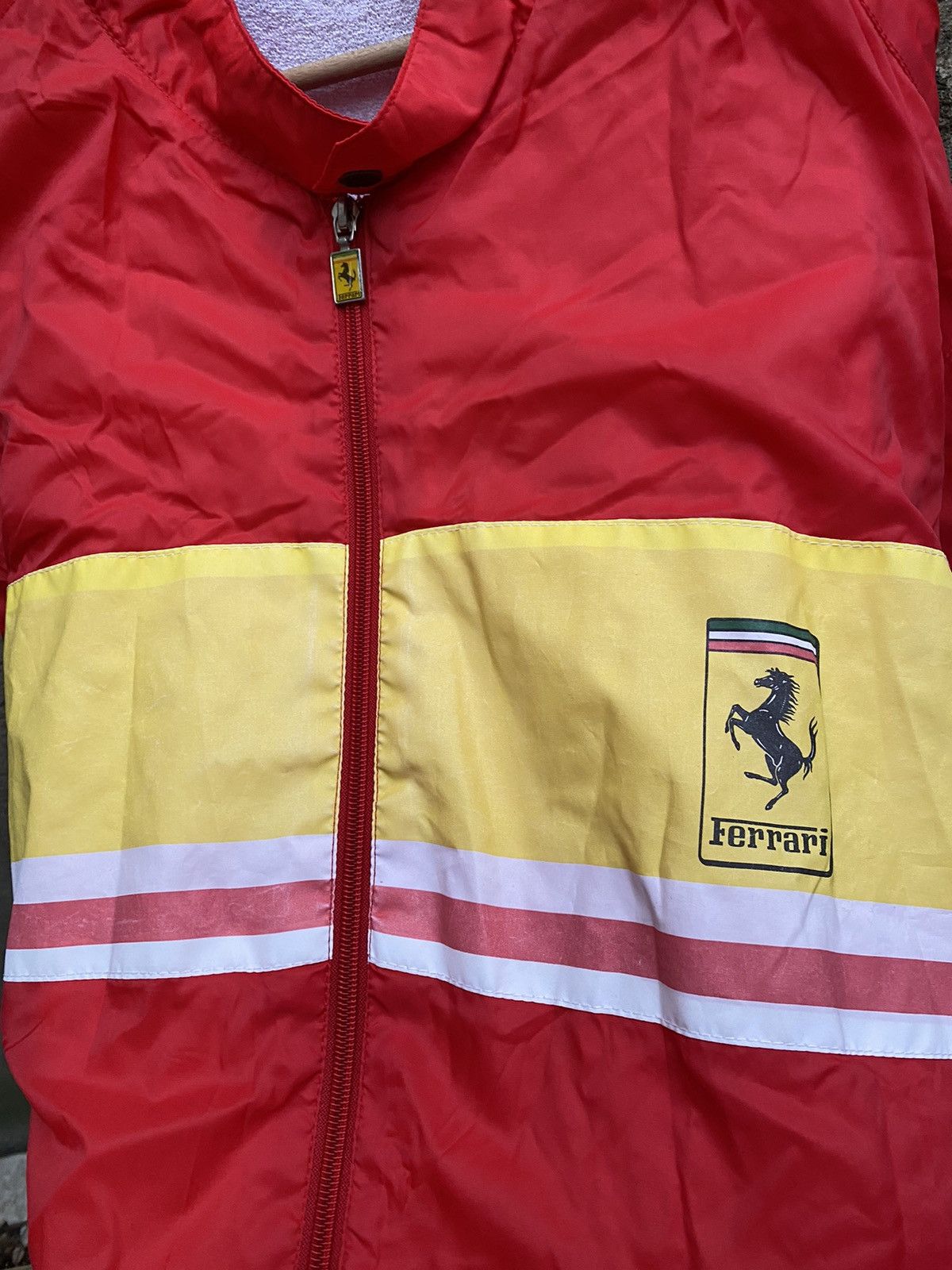 Ferrari × Vintage Vintage 86 Promoprint Ferrari Del 23 Luglio Light Jacket Size US XL / EU 56 / 4 - 4 Thumbnail