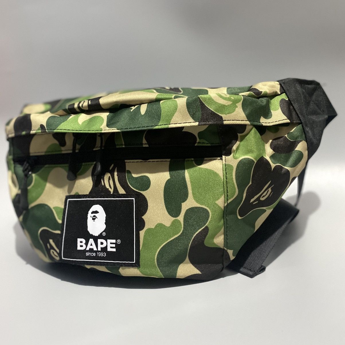 Bape Bape Magazine Waist/Fanny Pack Size ONE SIZE - 4 Thumbnail