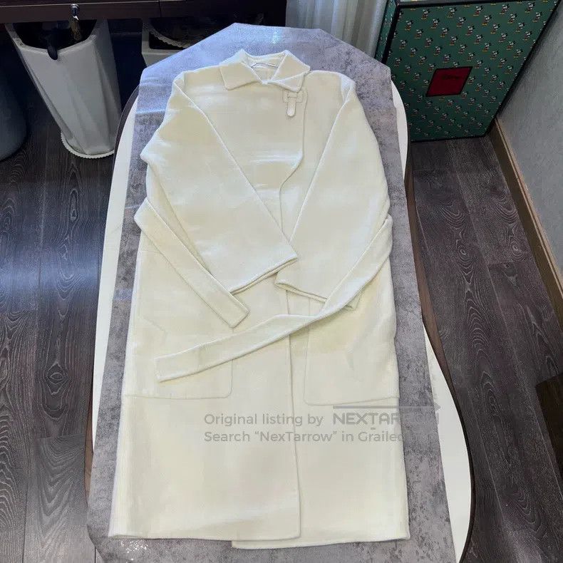 Hermes Hermes 22 Autumn-Winter Off-White Cashmere Coat Size XS / US 0-2 / IT 36-38 - 1 Thumbnail