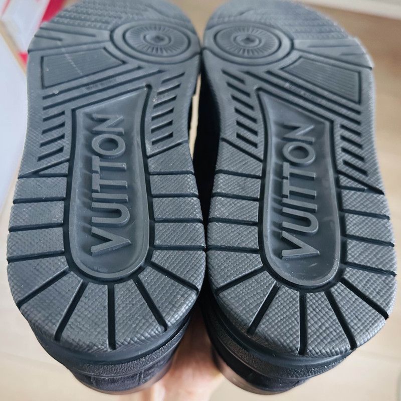 Louis Vuitton Louis Vuitton Trainer Black Suede Sneakers -2505 Size US 10.5 / EU 43-44 - 8 Thumbnail